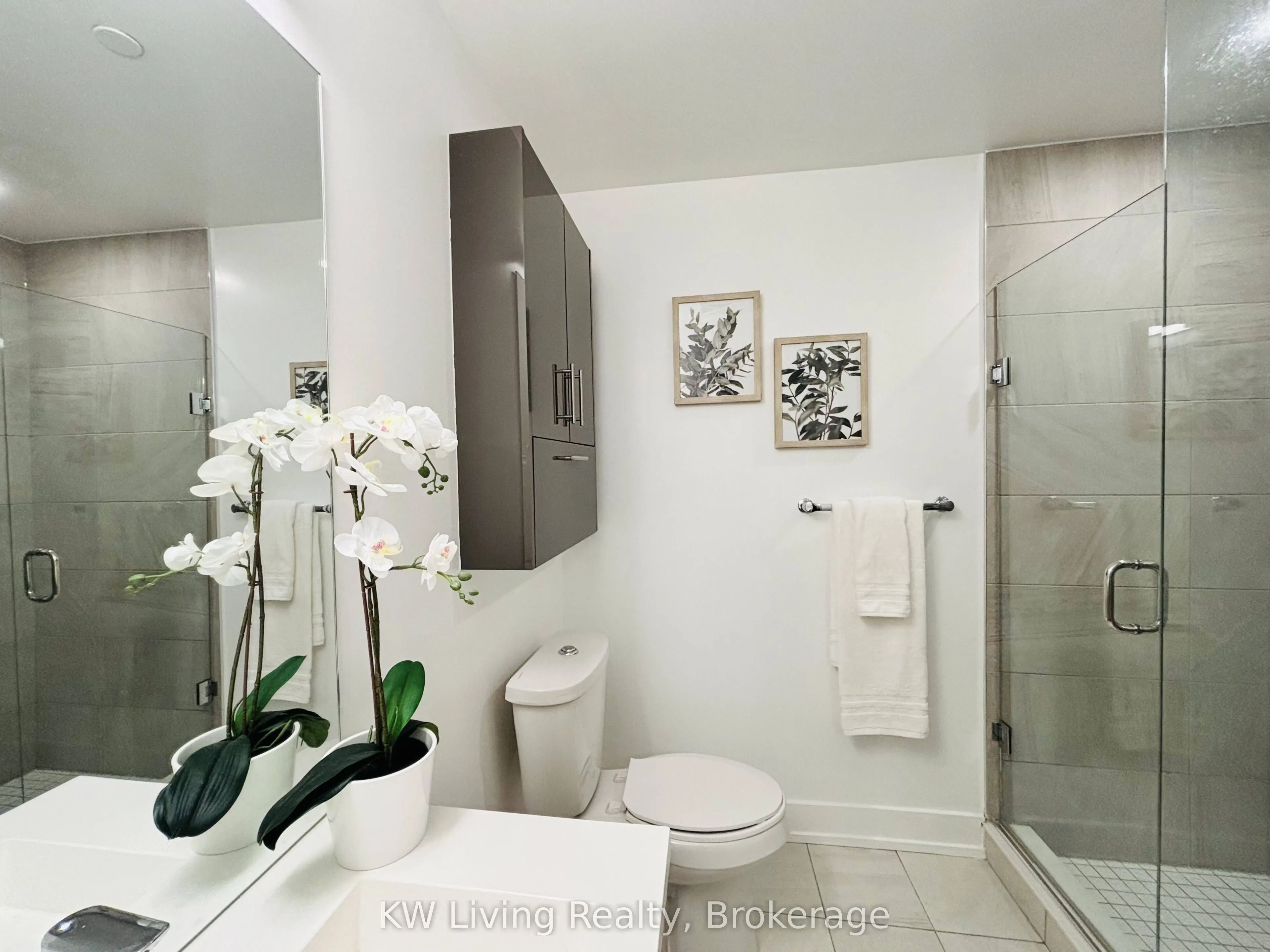 180 Fairview Mall Drive #201