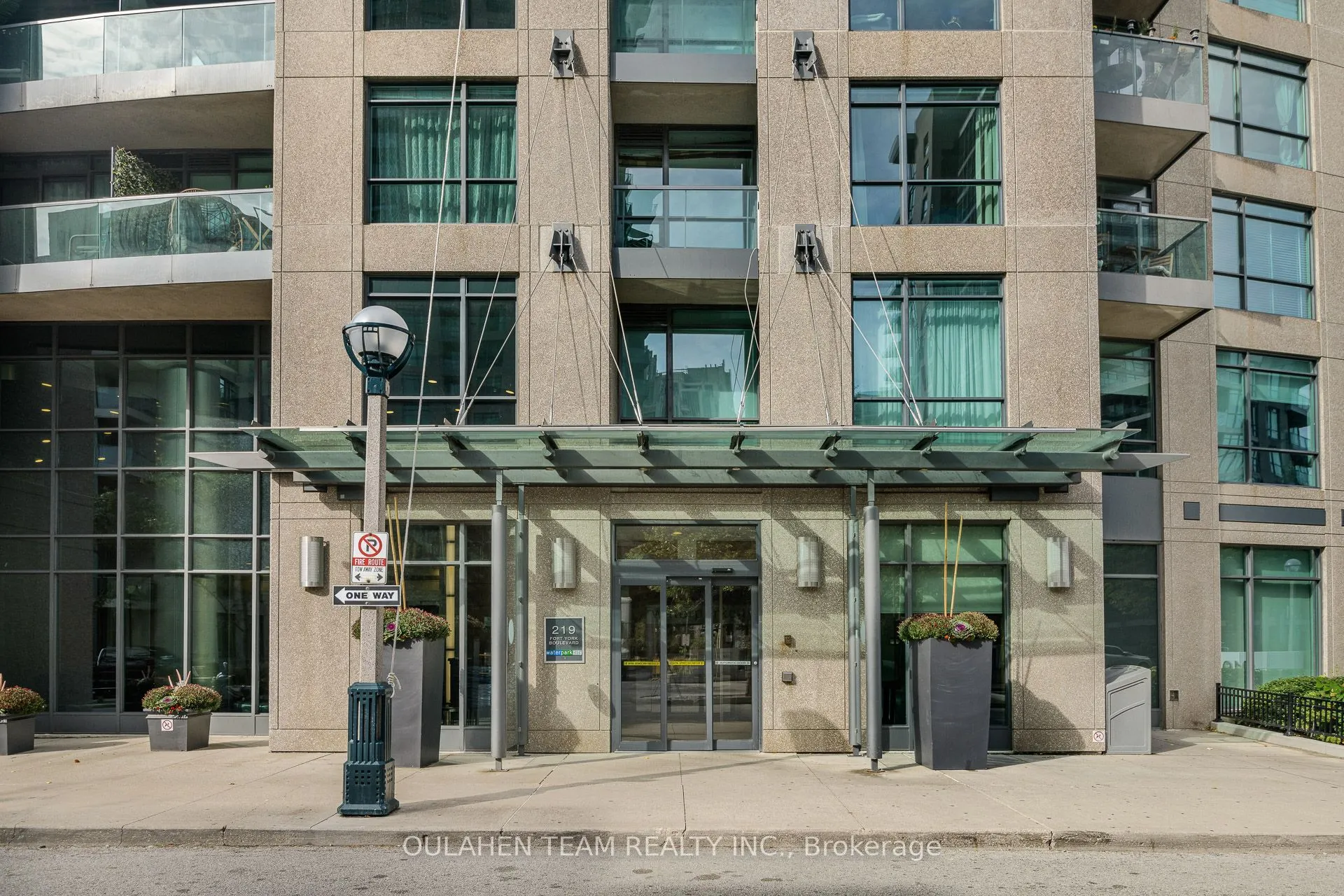 219 Fort York Boulevard #304