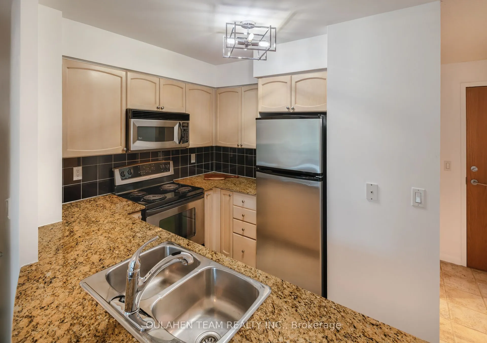 219 Fort York Boulevard #304