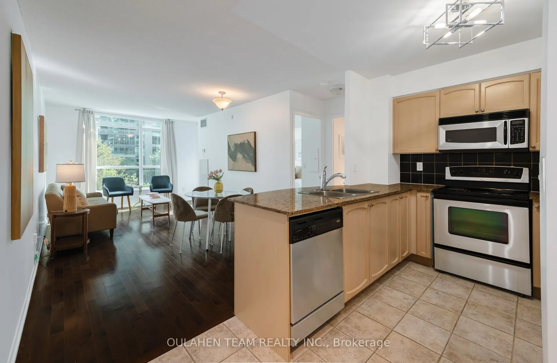 219 Fort York Boulevard #304