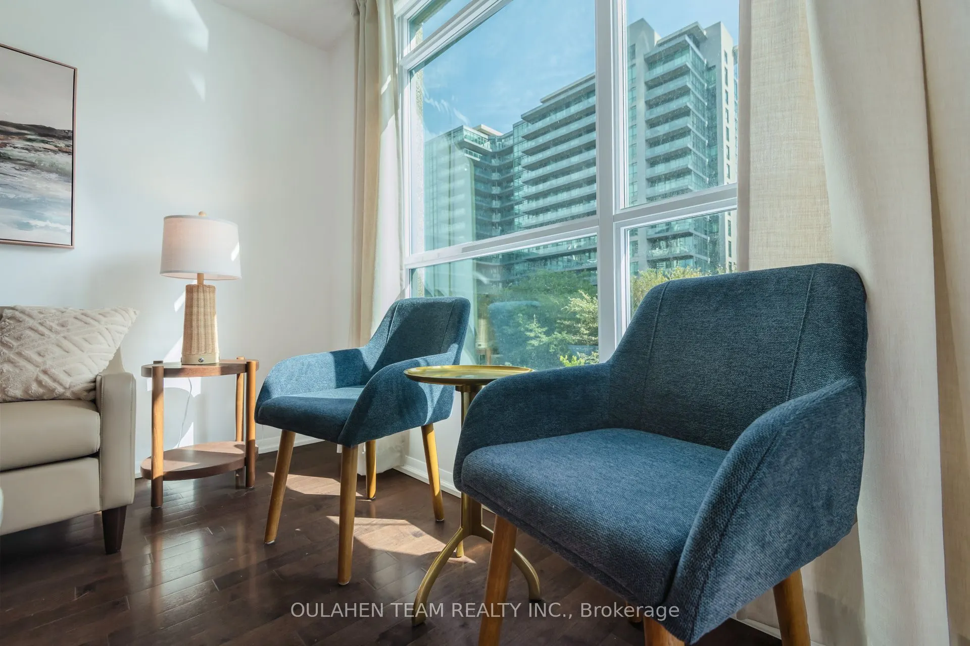 219 Fort York Boulevard #304