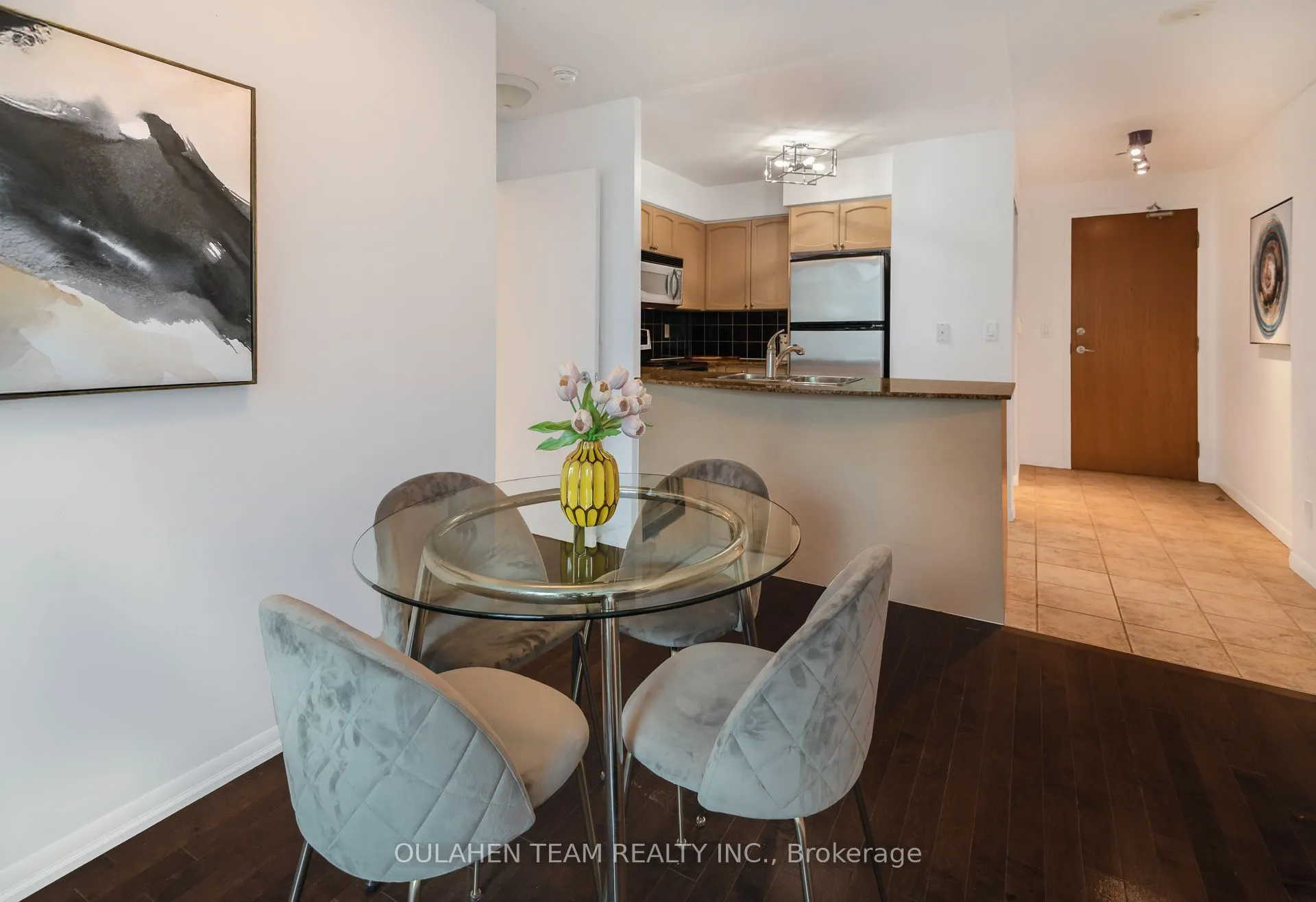 219 Fort York Boulevard #304