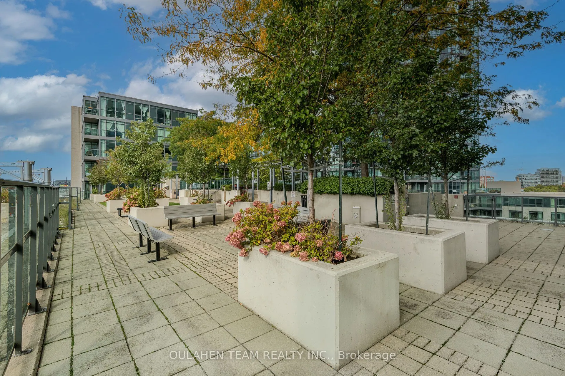 219 Fort York Boulevard #304