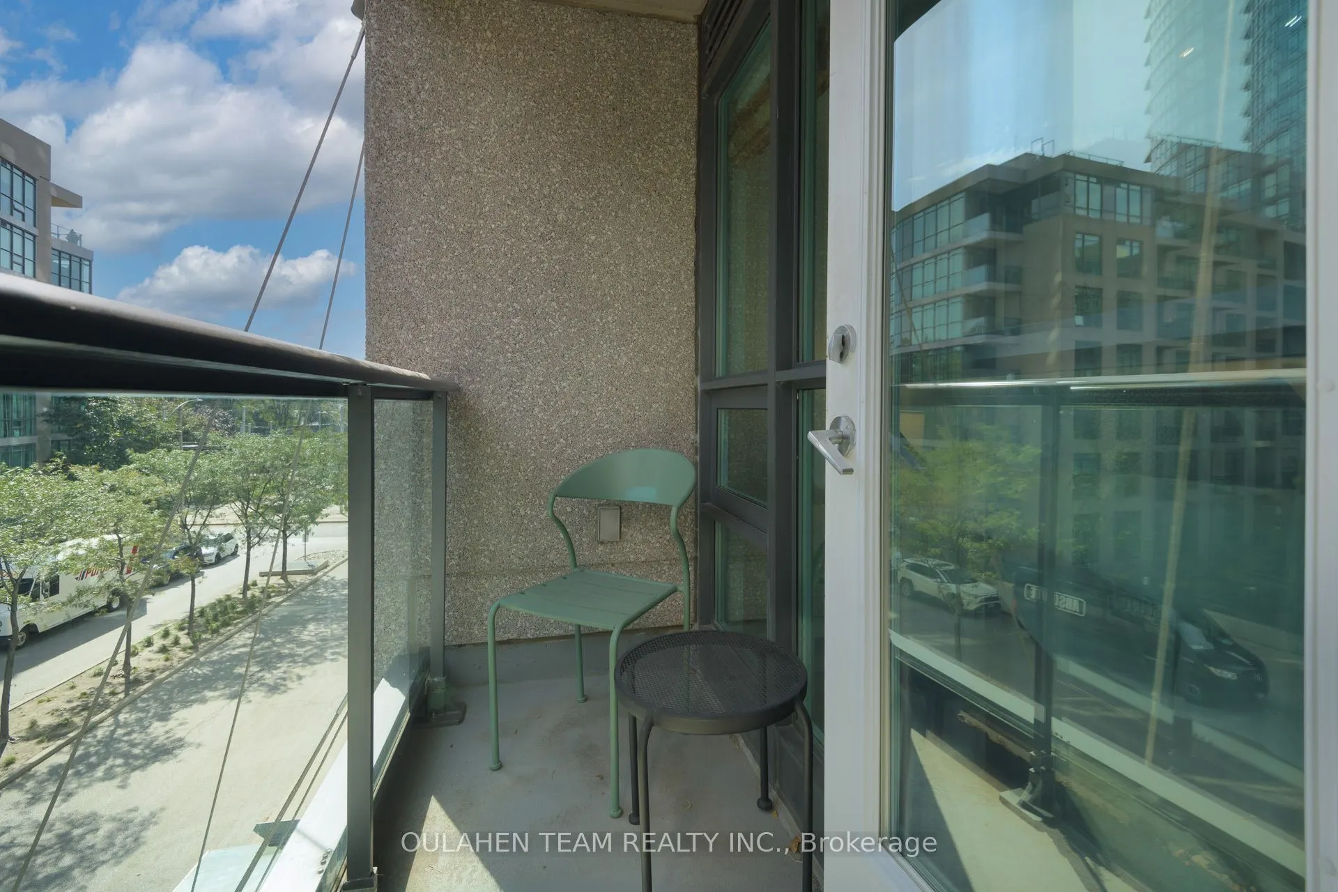 219 Fort York Boulevard #304