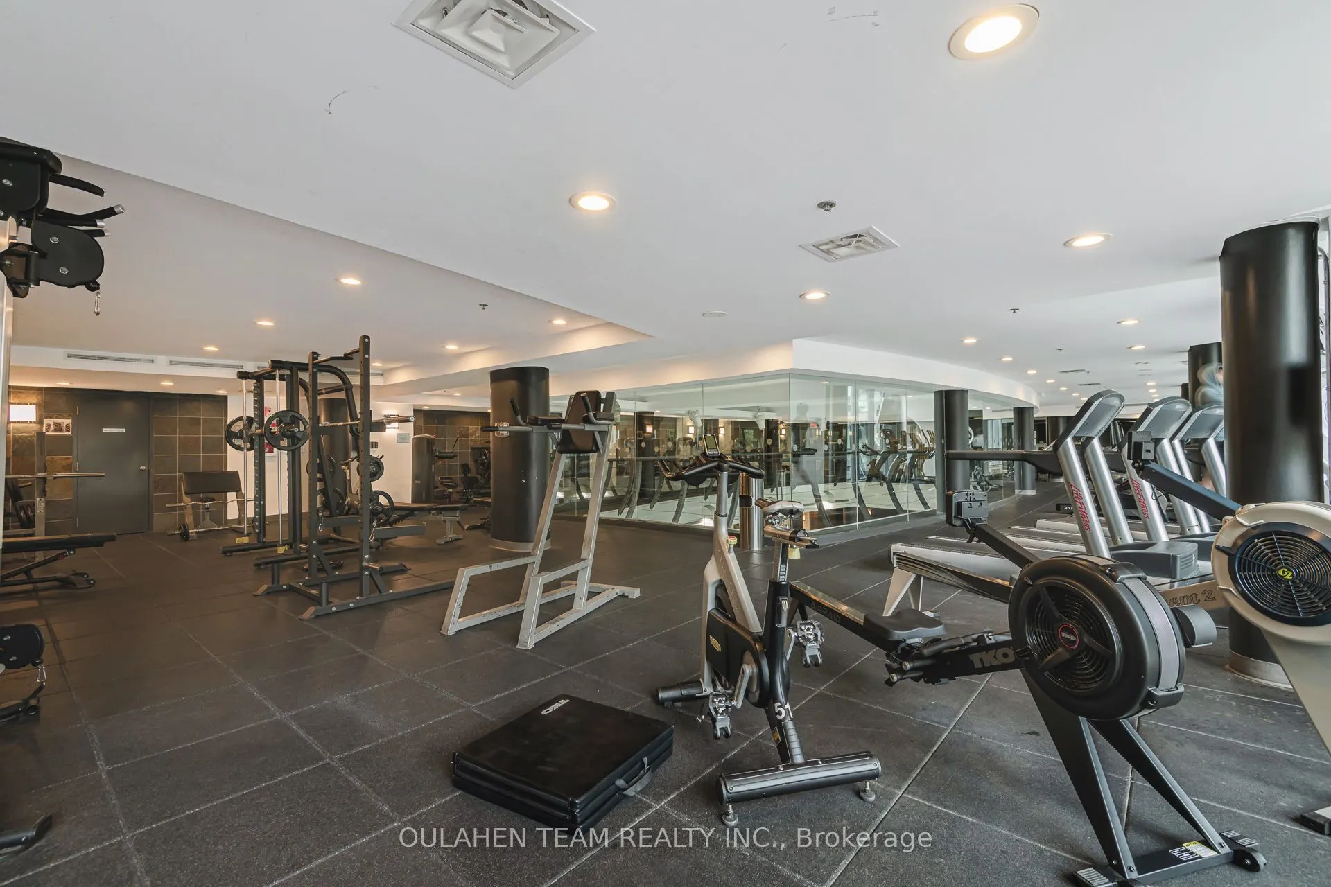 219 Fort York Boulevard #304