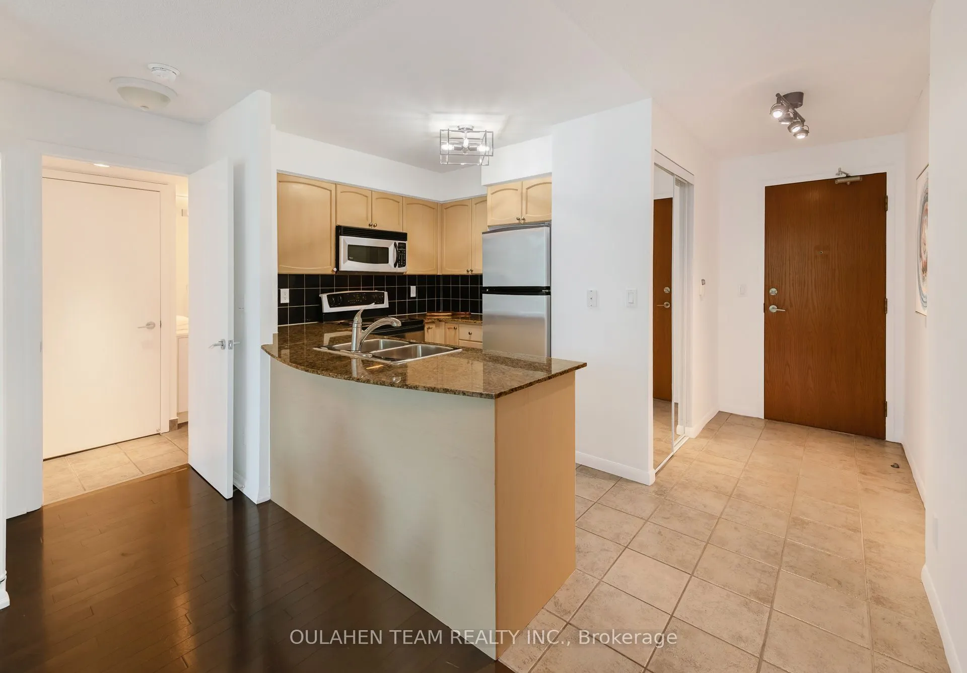 219 Fort York Boulevard #304