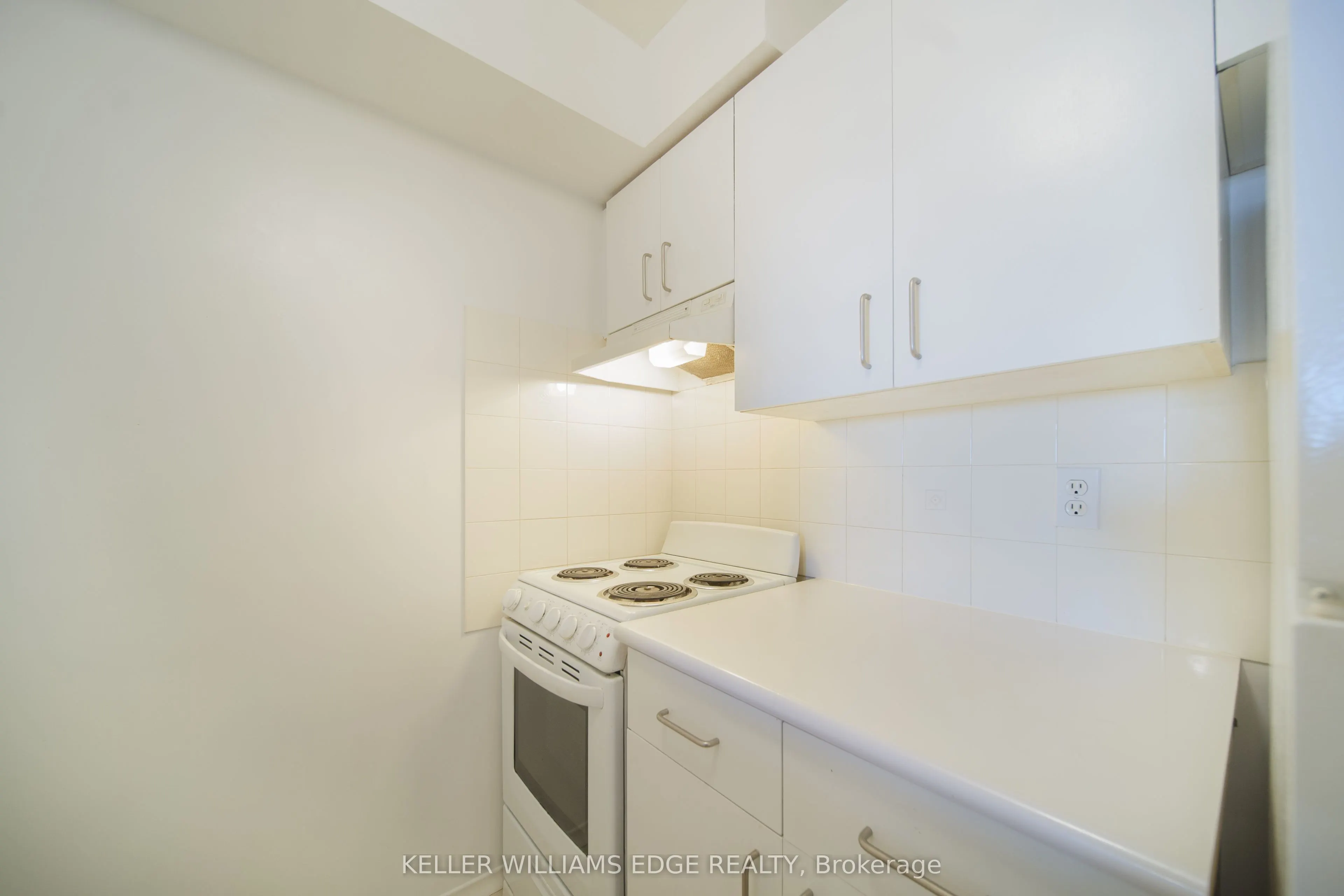 555 Wilson Hts Boulevard #402