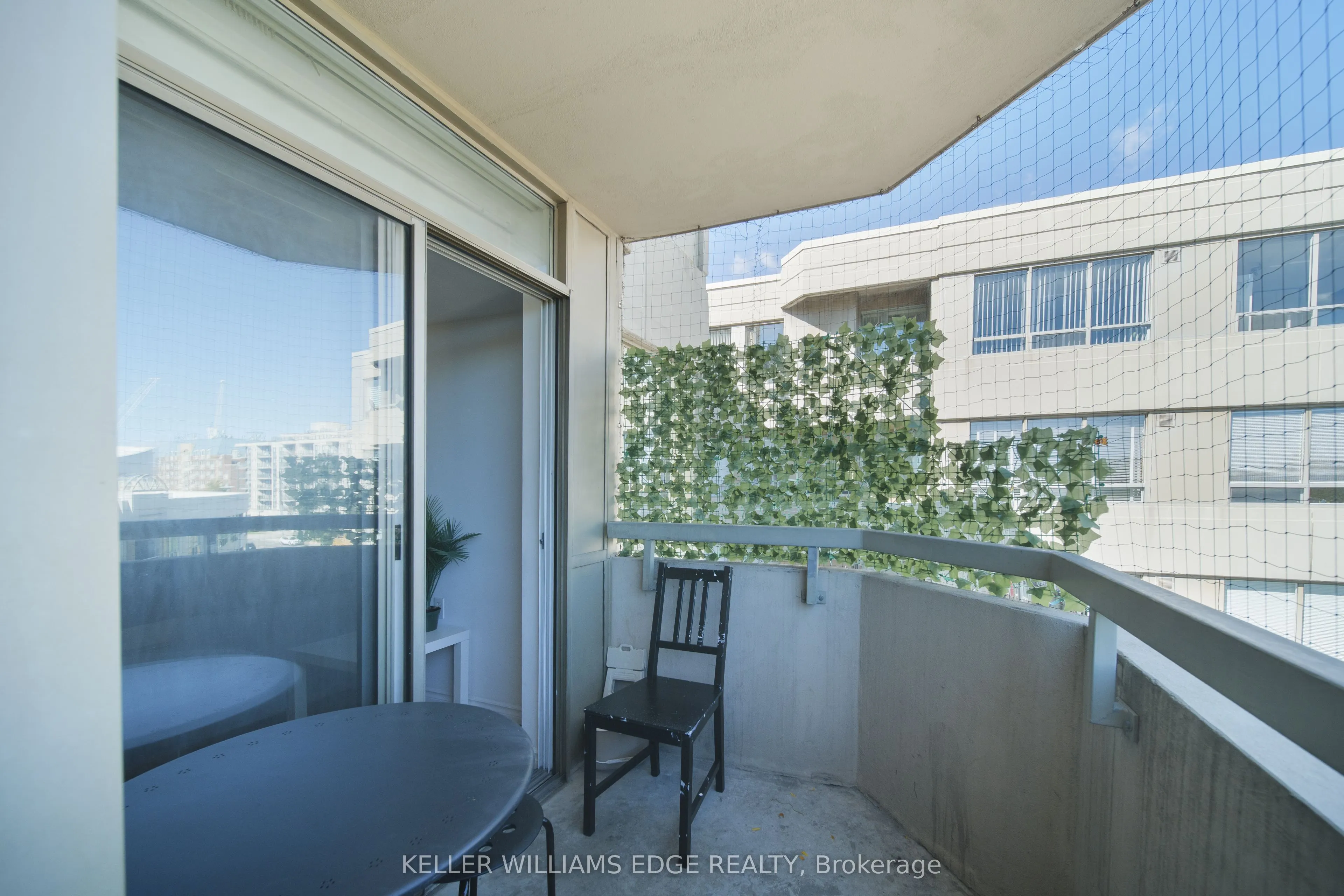 555 Wilson Hts Boulevard #402