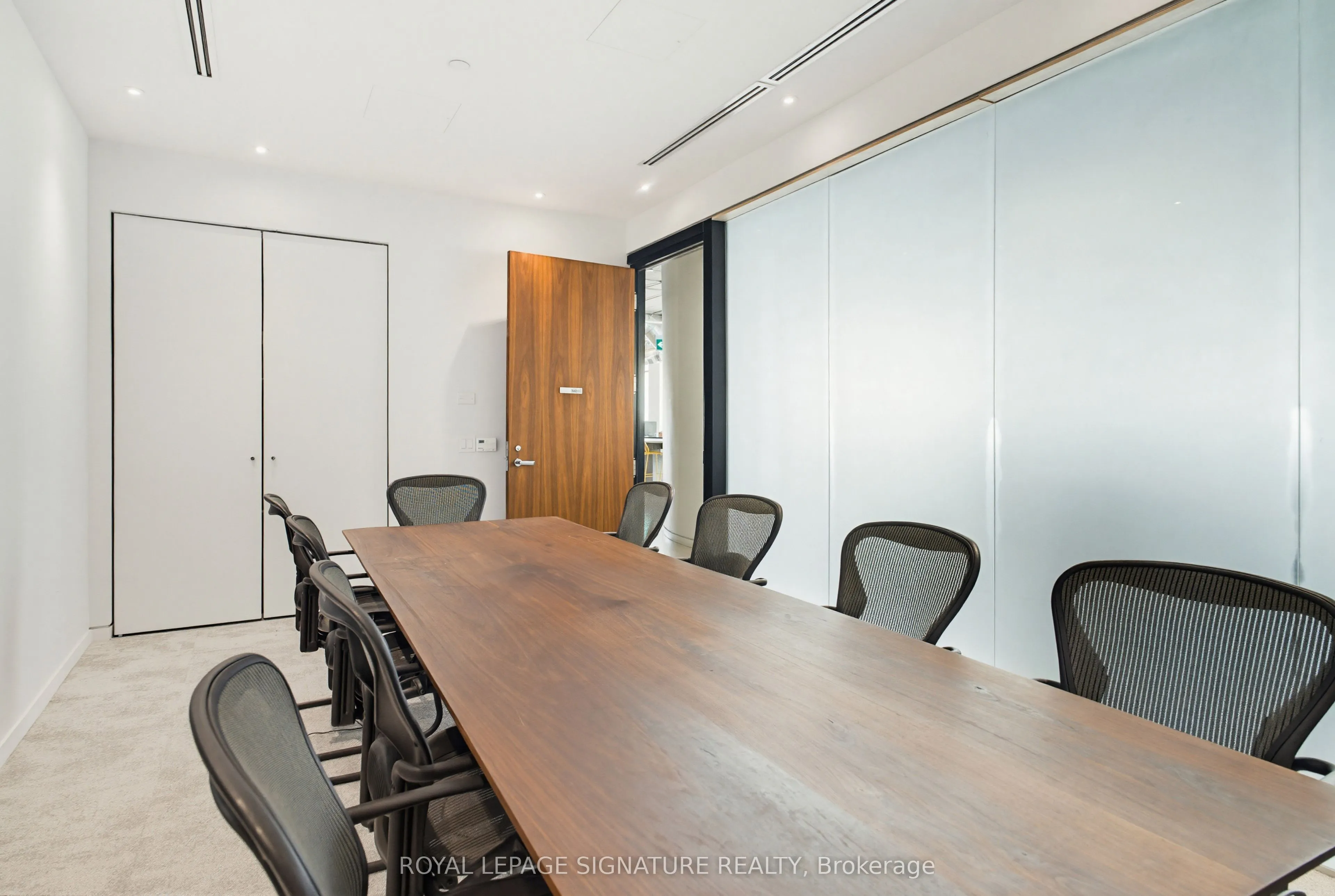 130 Queens Quay E #1314-1324