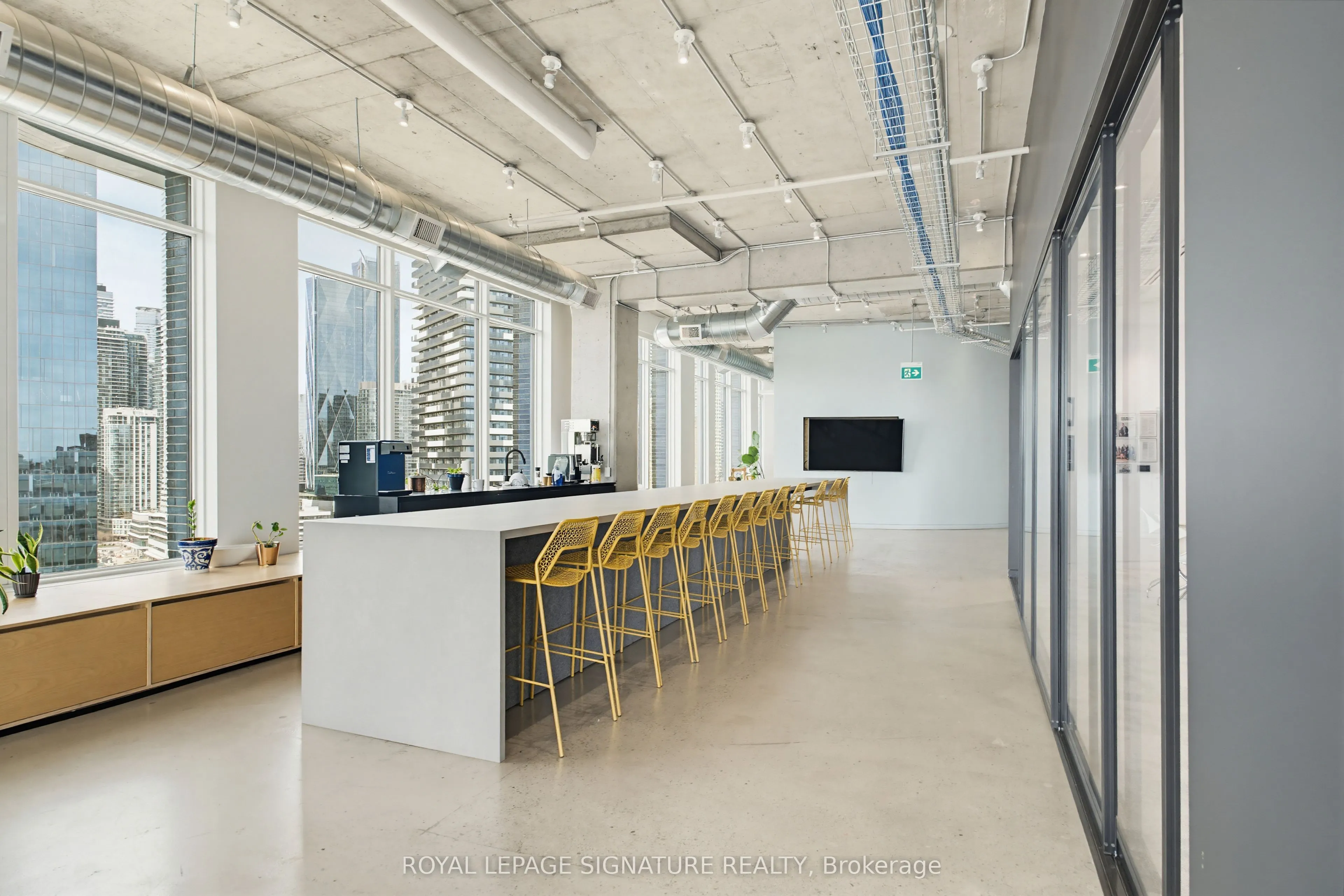 130 Queens Quay E #1314-1324