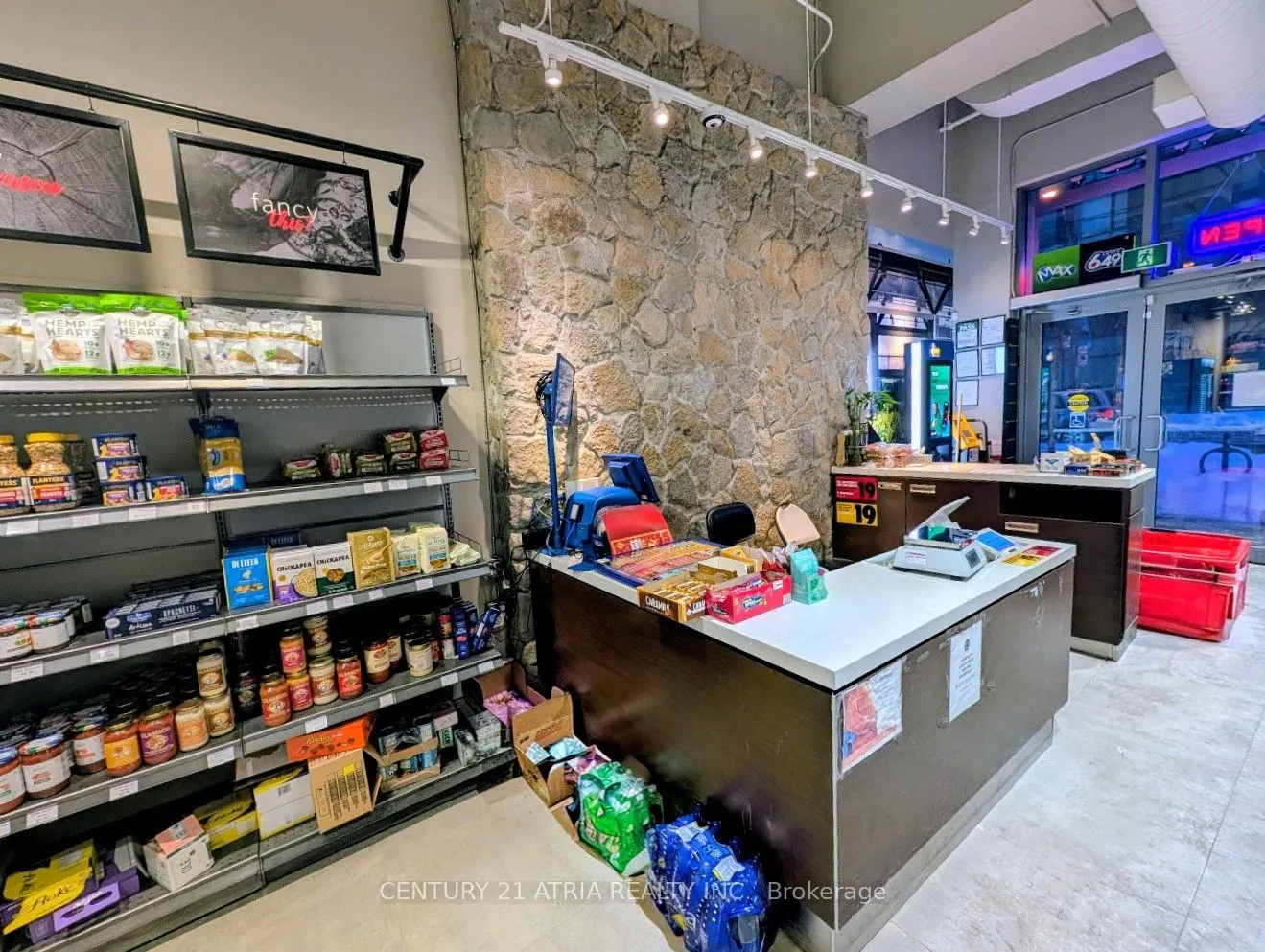 510 King Street E #6