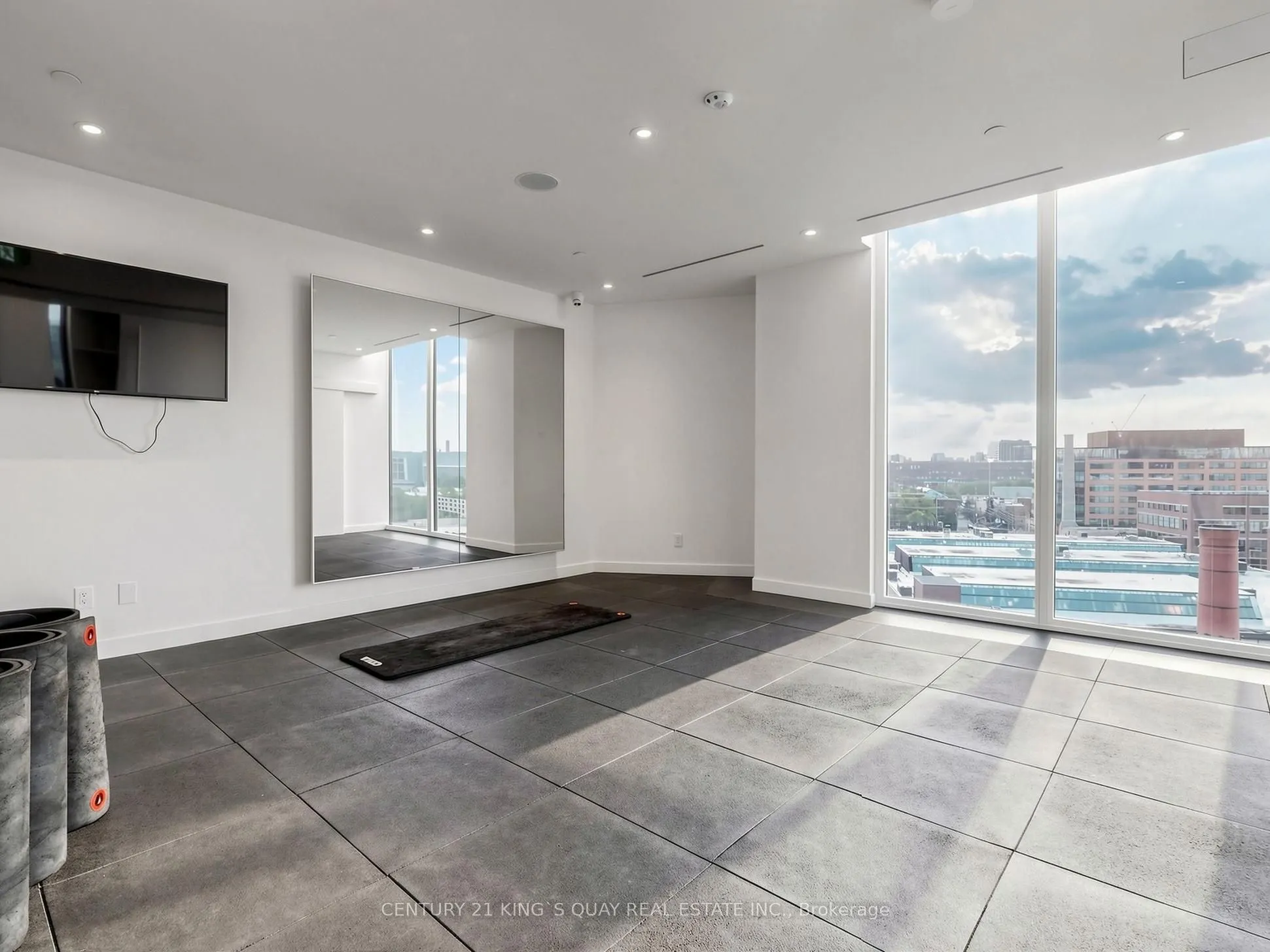 135 East Liberty Street #2408
