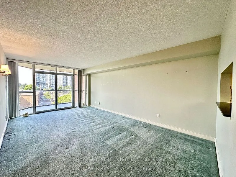 3181 Bayview Avenue ##716