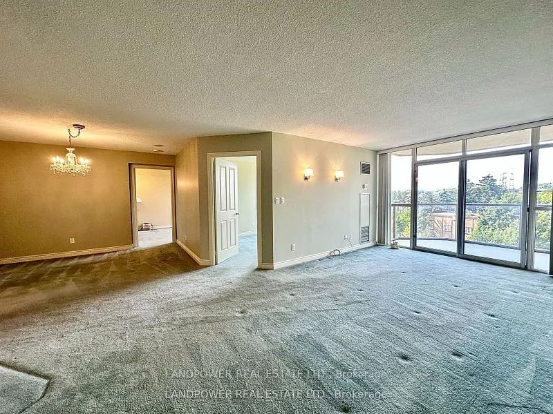 3181 Bayview Avenue ##716