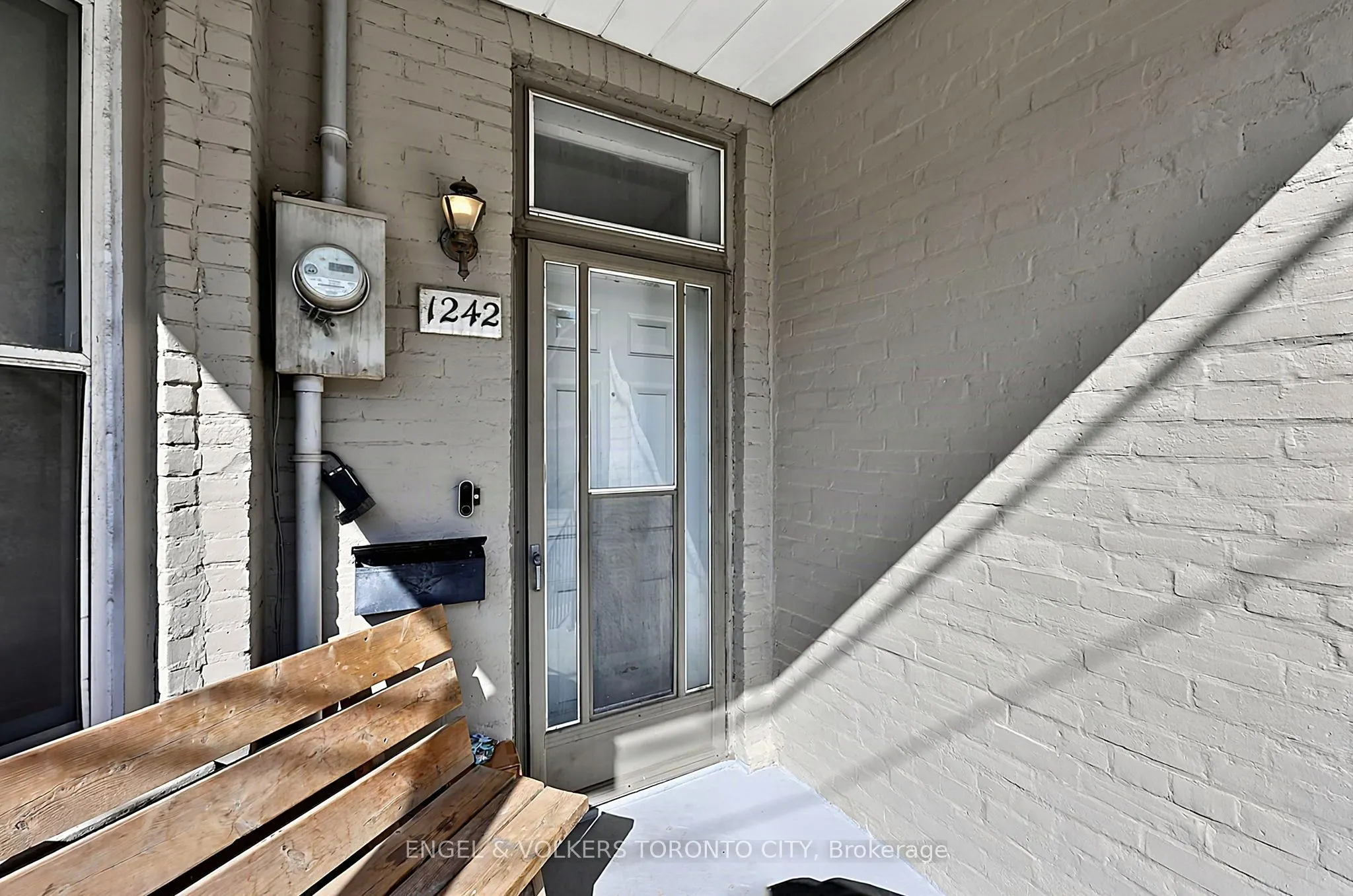 1242 College Street