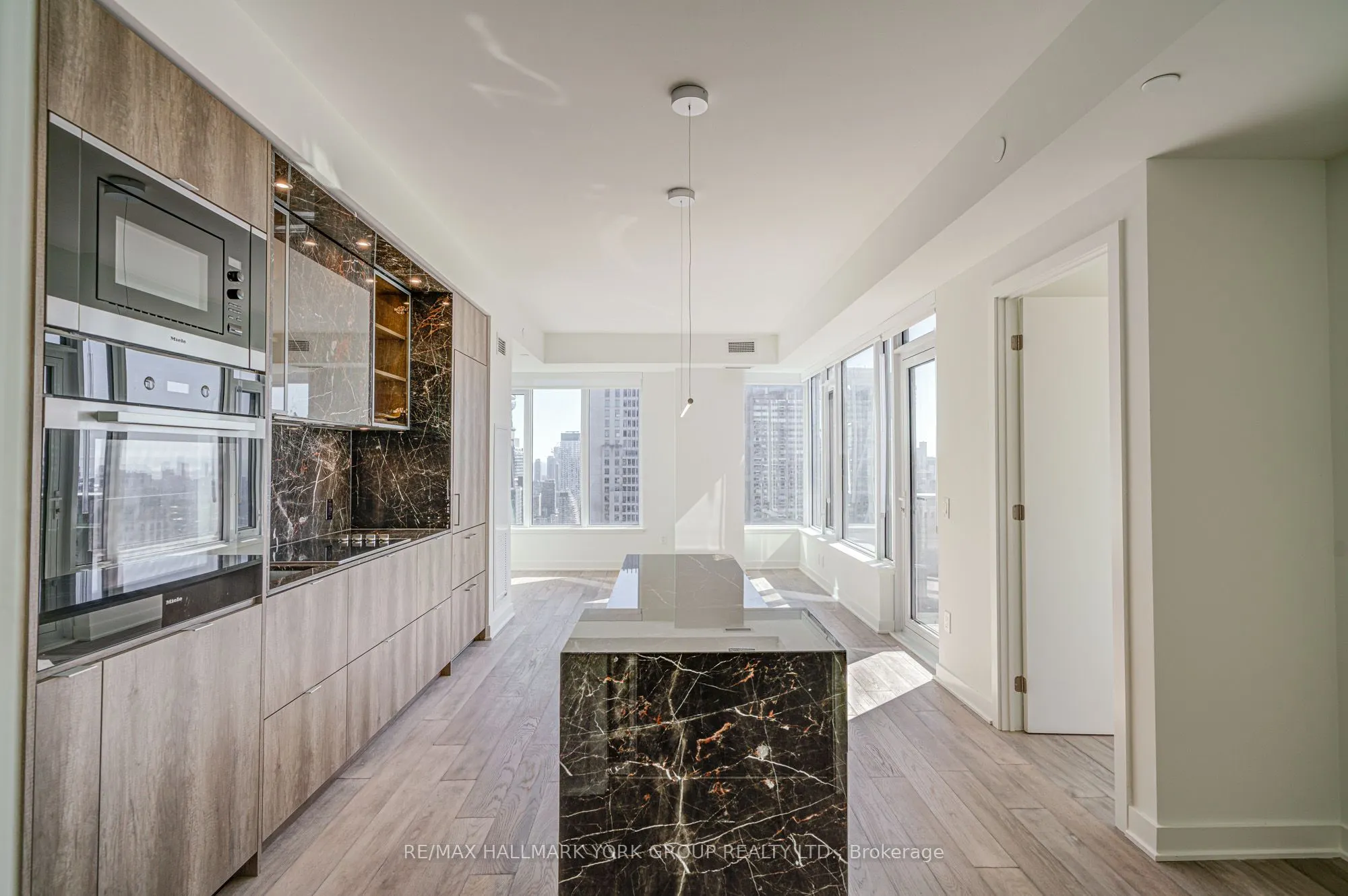 11 Yorkville Avenue #3609