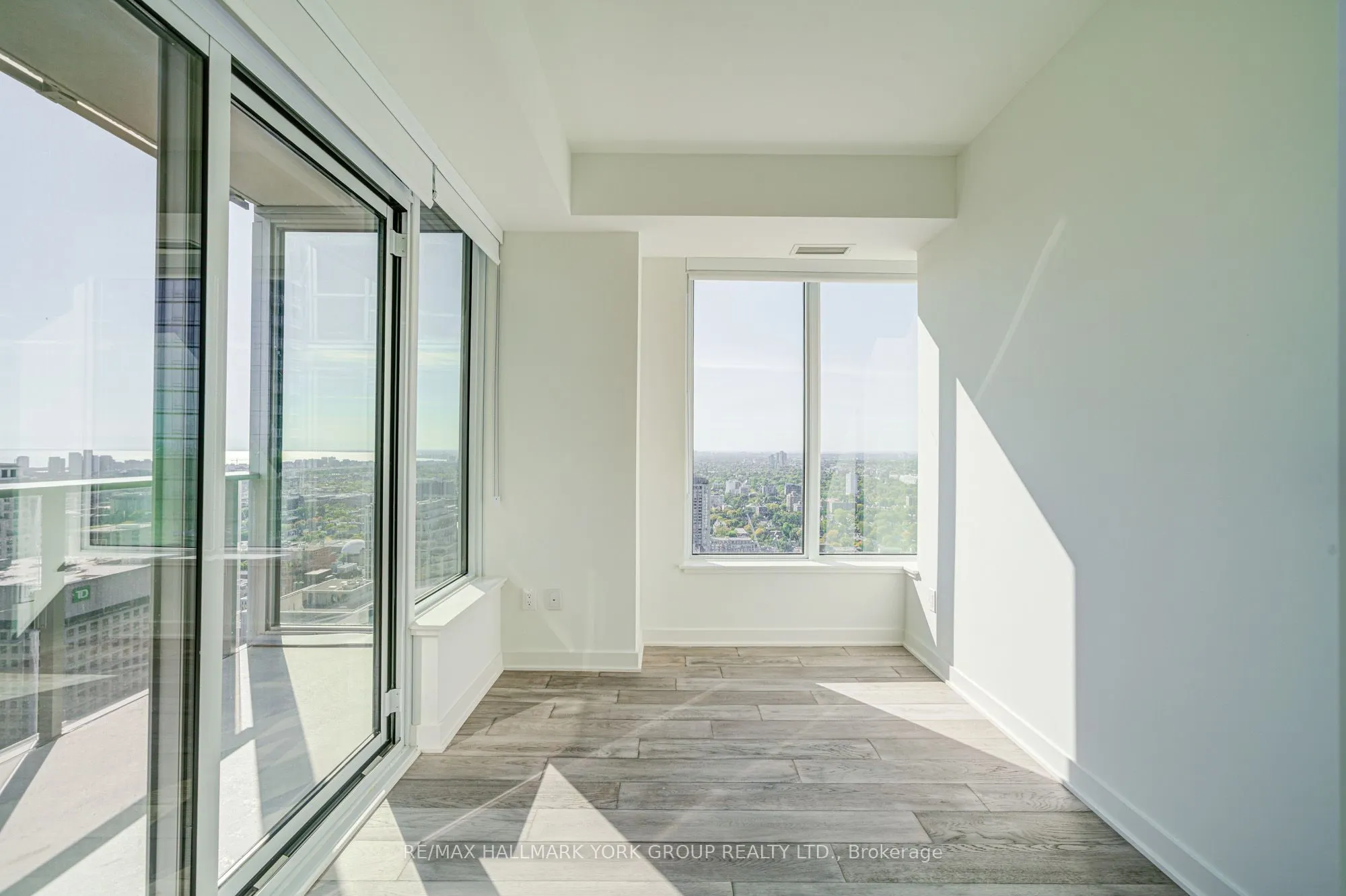 11 Yorkville Avenue #3609