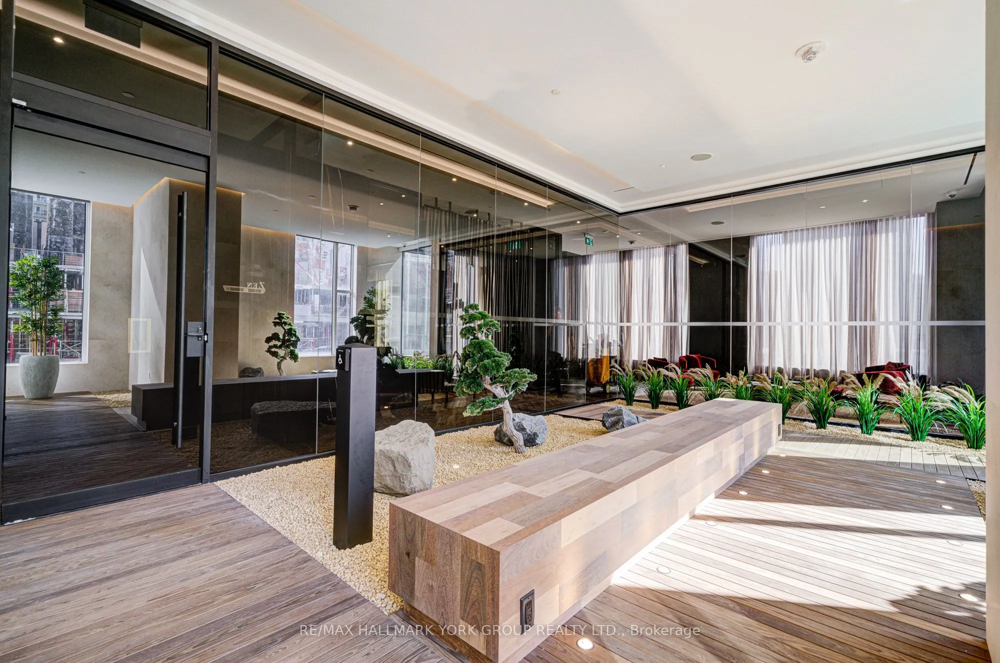 11 Yorkville Avenue #3609