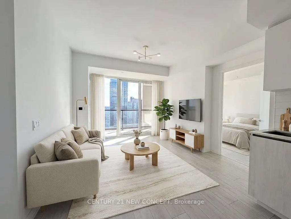 400 King Street W #2817