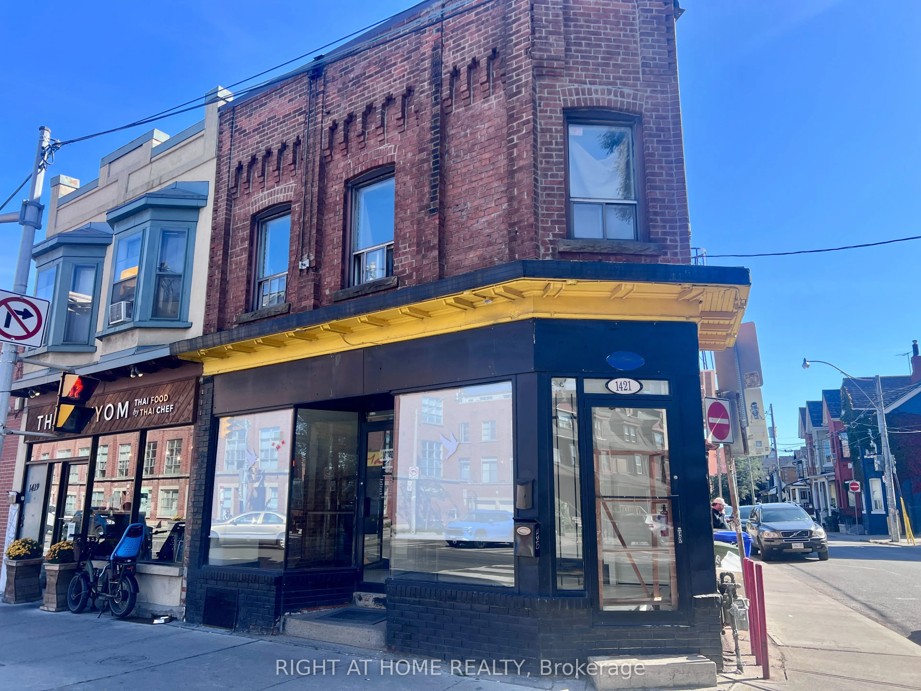 1421 Bloor Street W