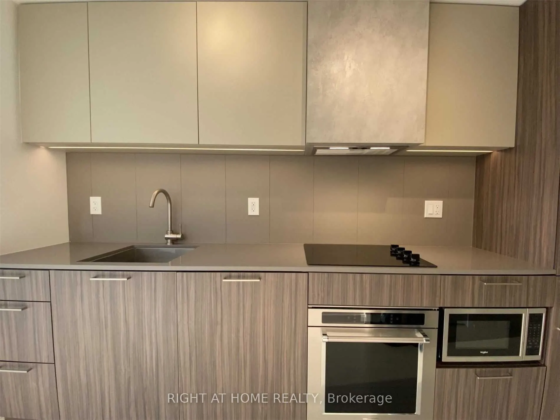 19 Western Battery Road #1207
