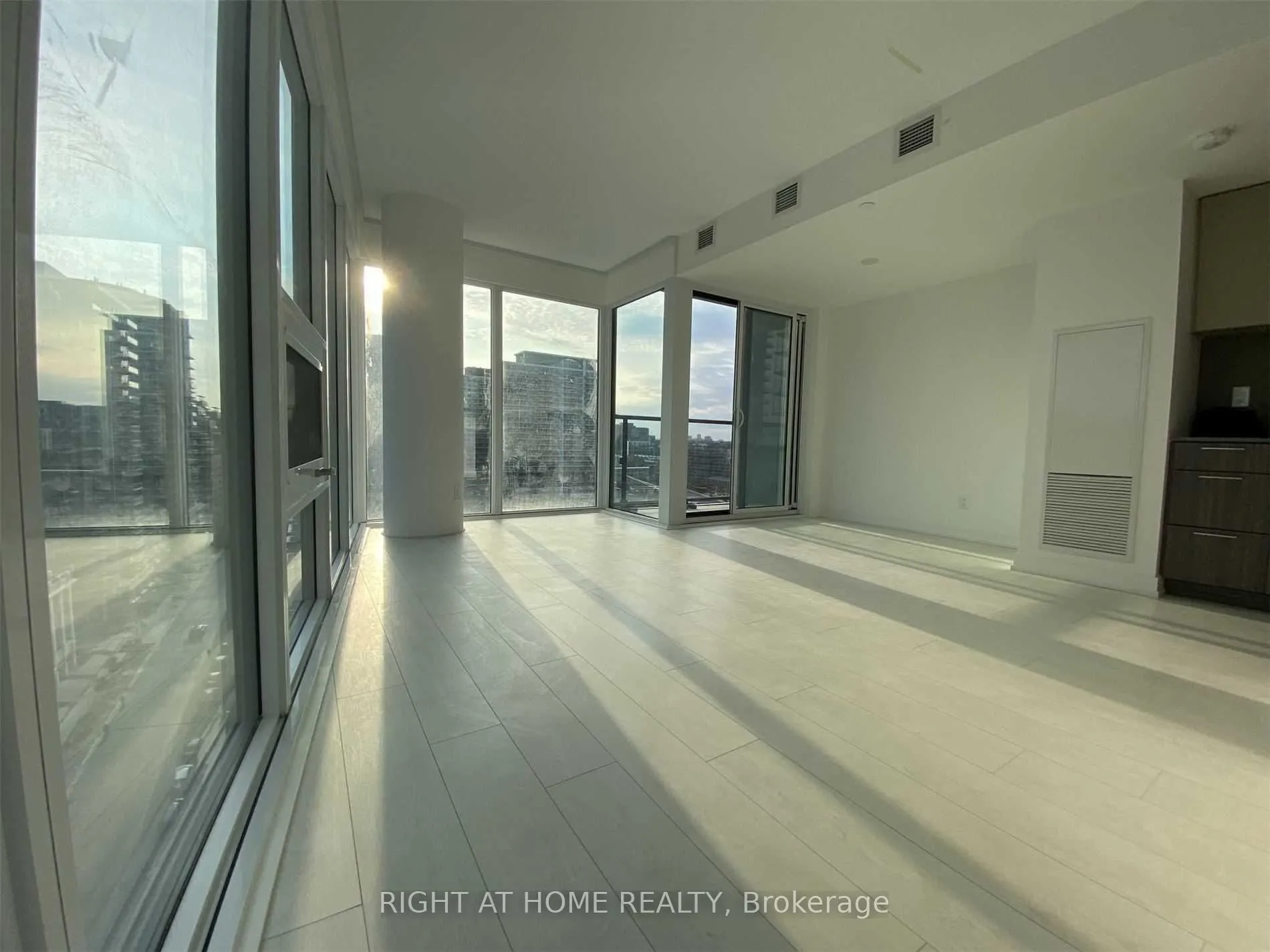 19 Western Battery Road #1207