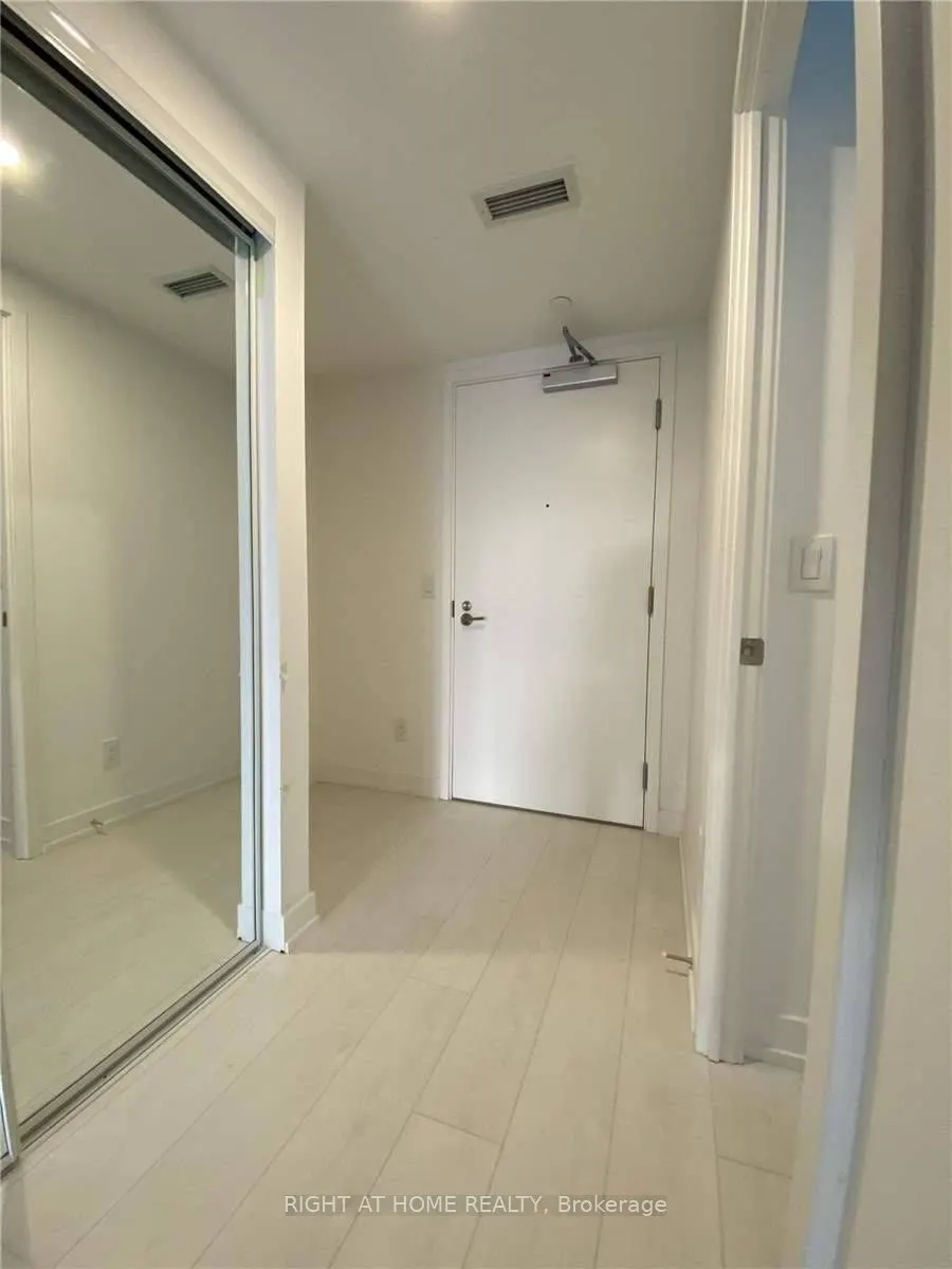 19 Western Battery Road #1207