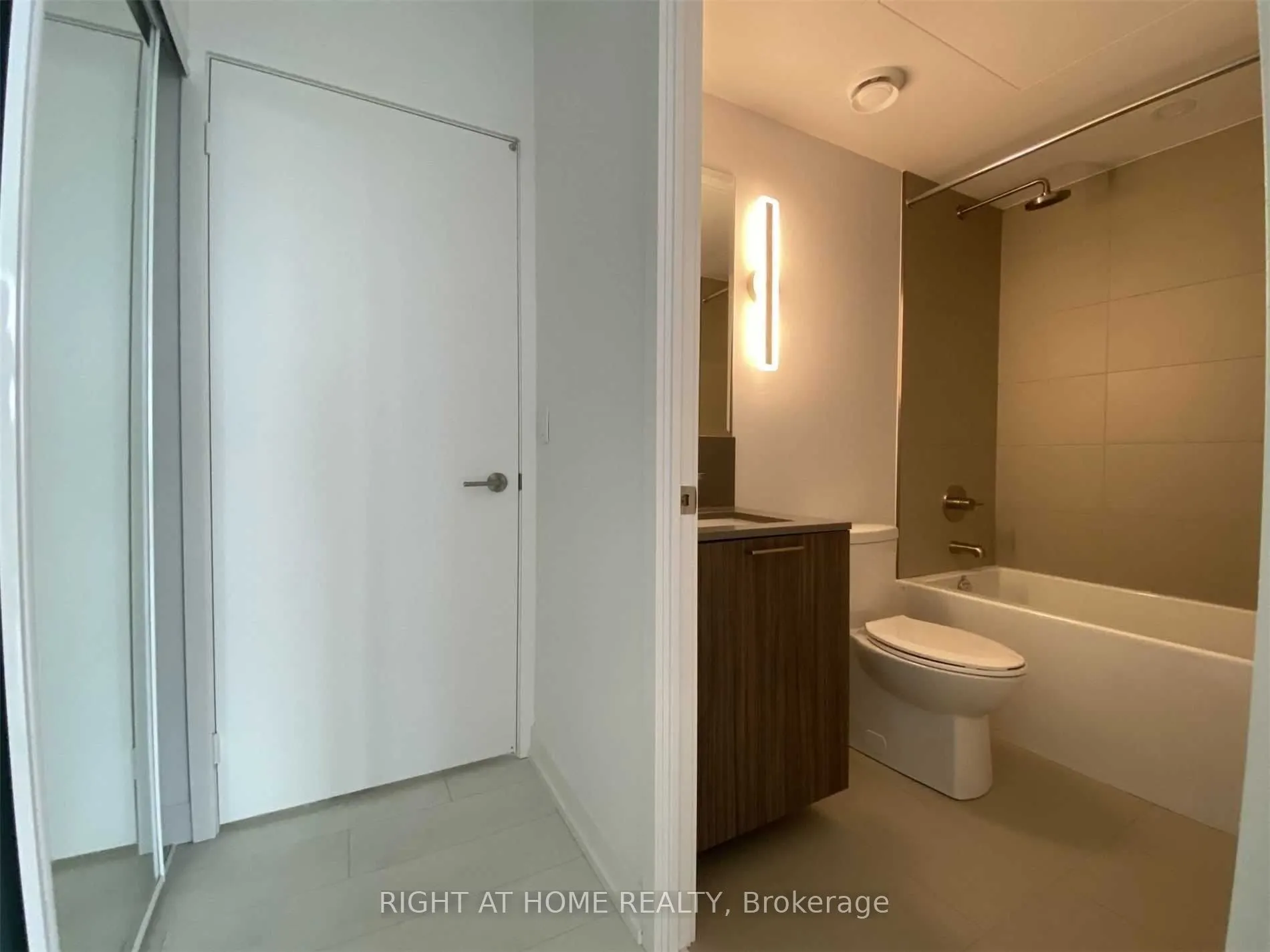 19 Western Battery Road #1207