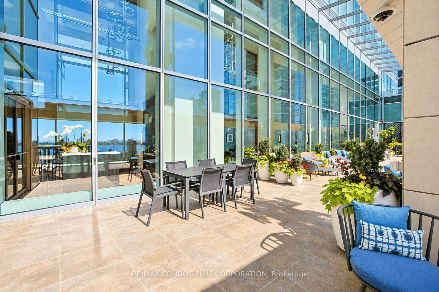 183 Wellington Street W #2705