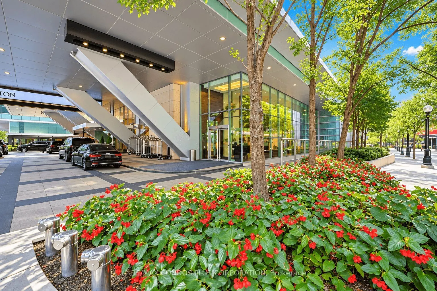 183 Wellington Street W #2705
