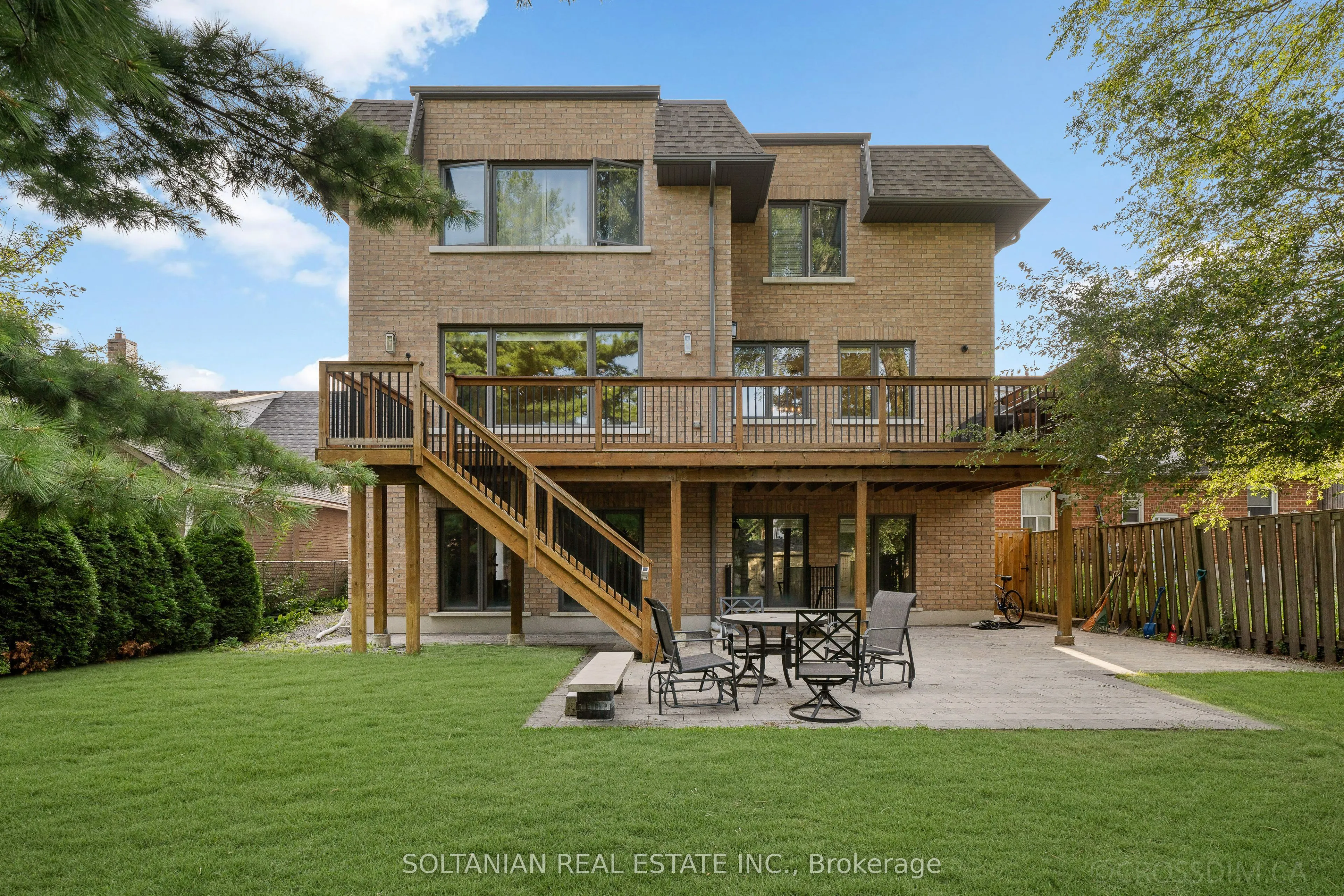 15 Calvin Avenue