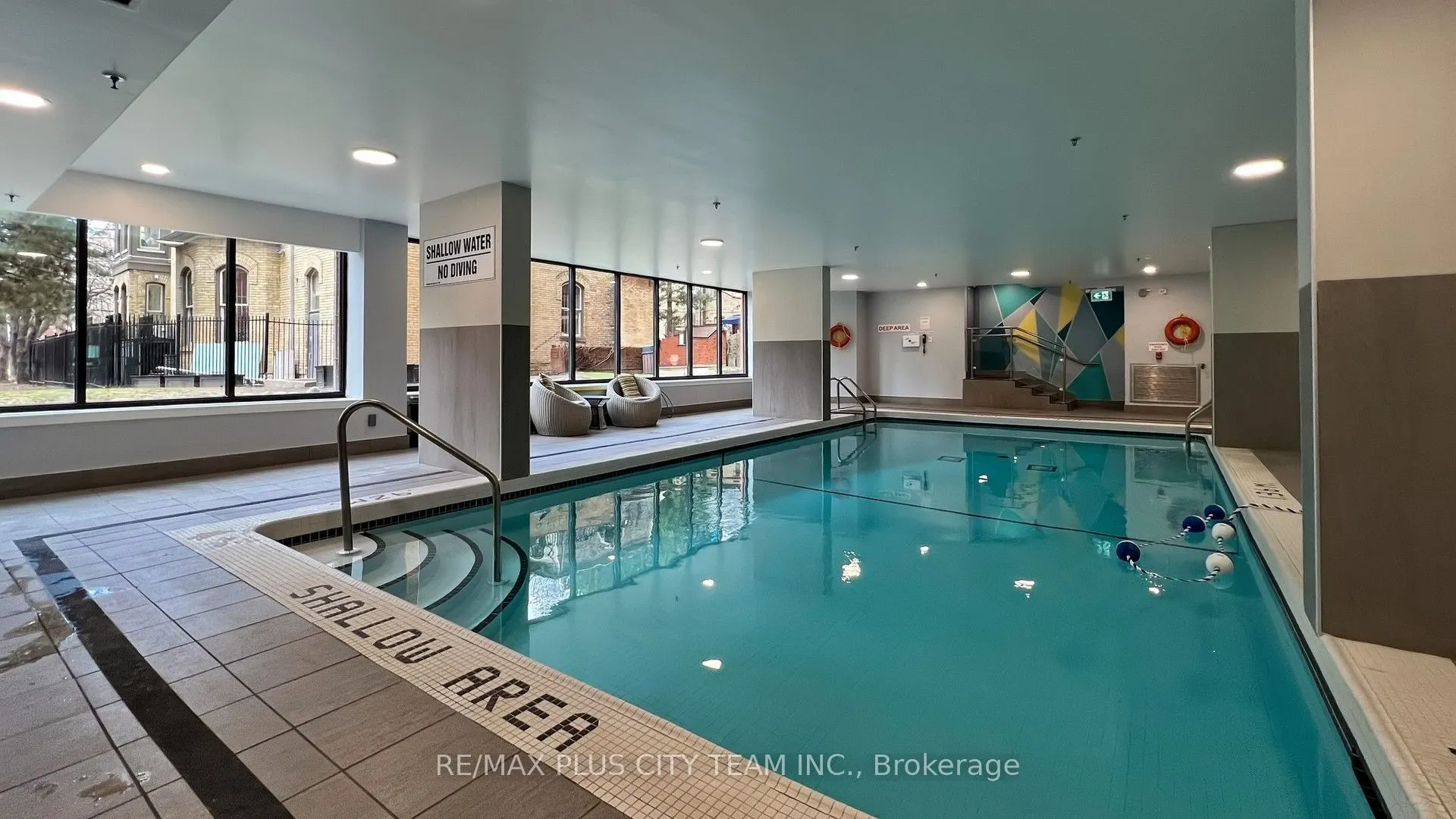 77 Maitland Place #123