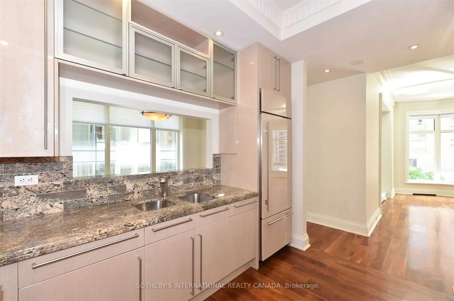 1 St. Thomas Street #6D