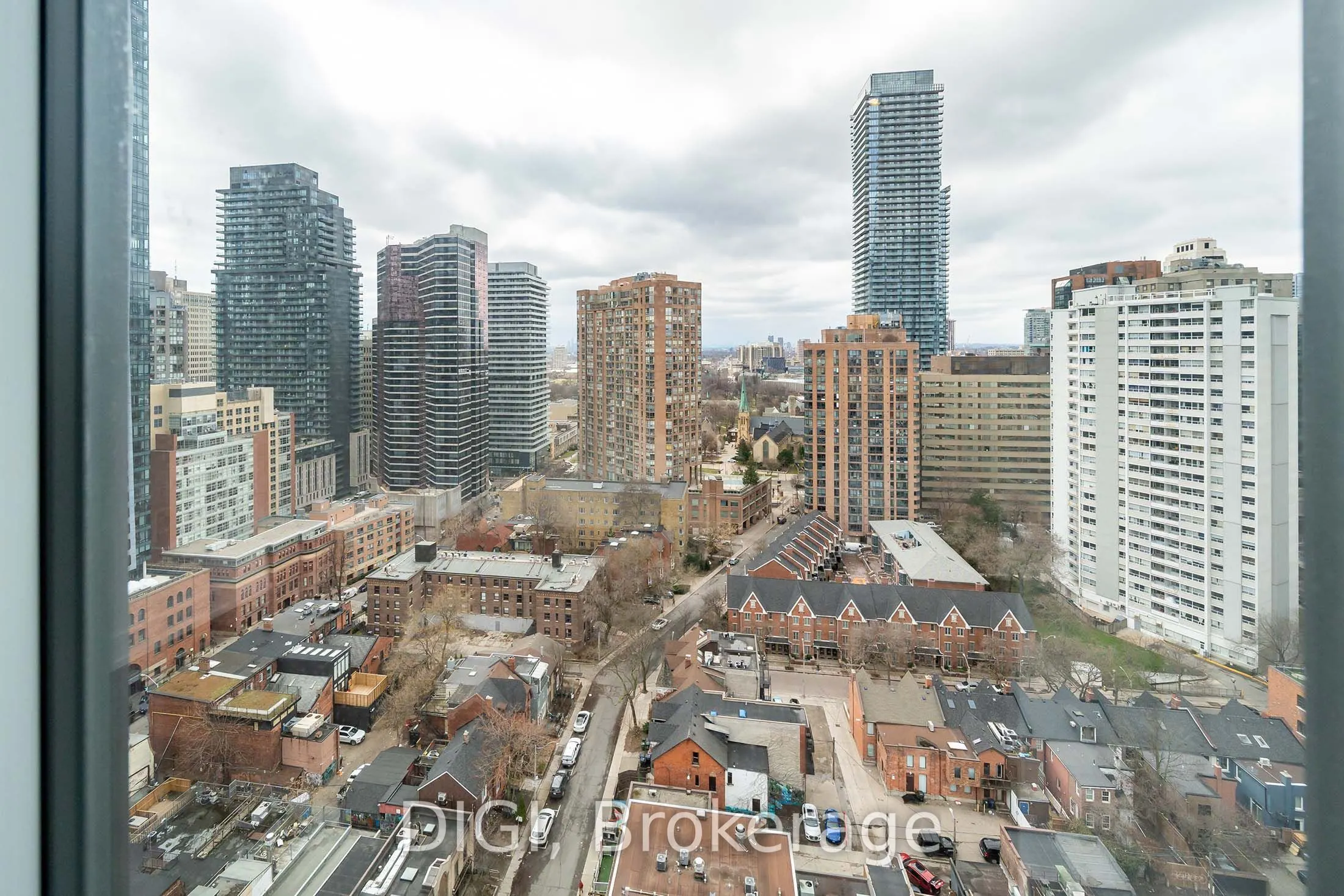 8 Gloucester Street #3004