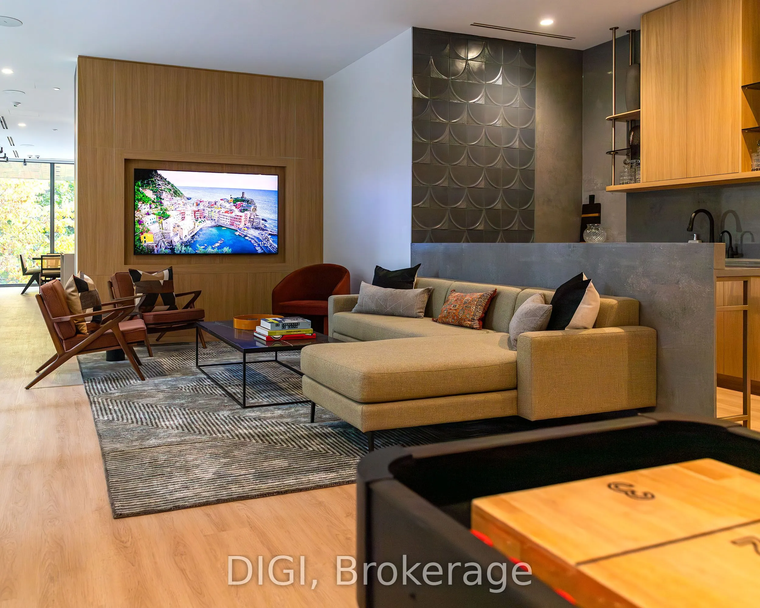 8 Gloucester Street #3004