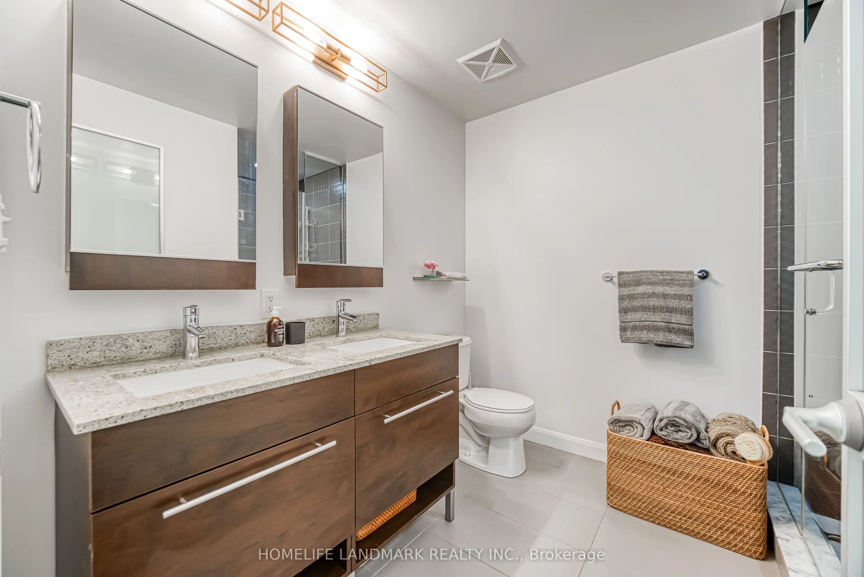 150 Homewood Avenue #L101