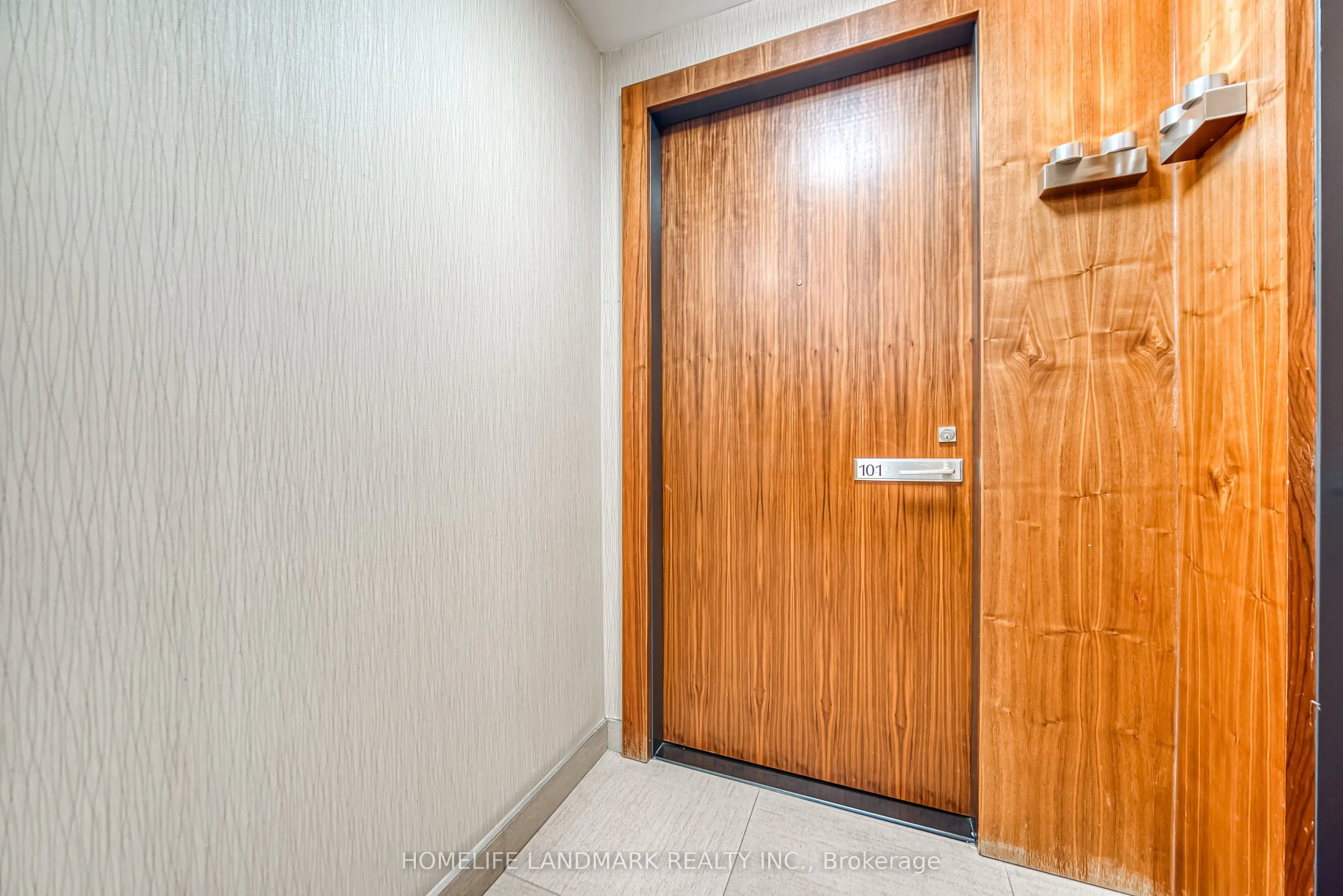150 Homewood Avenue #L101