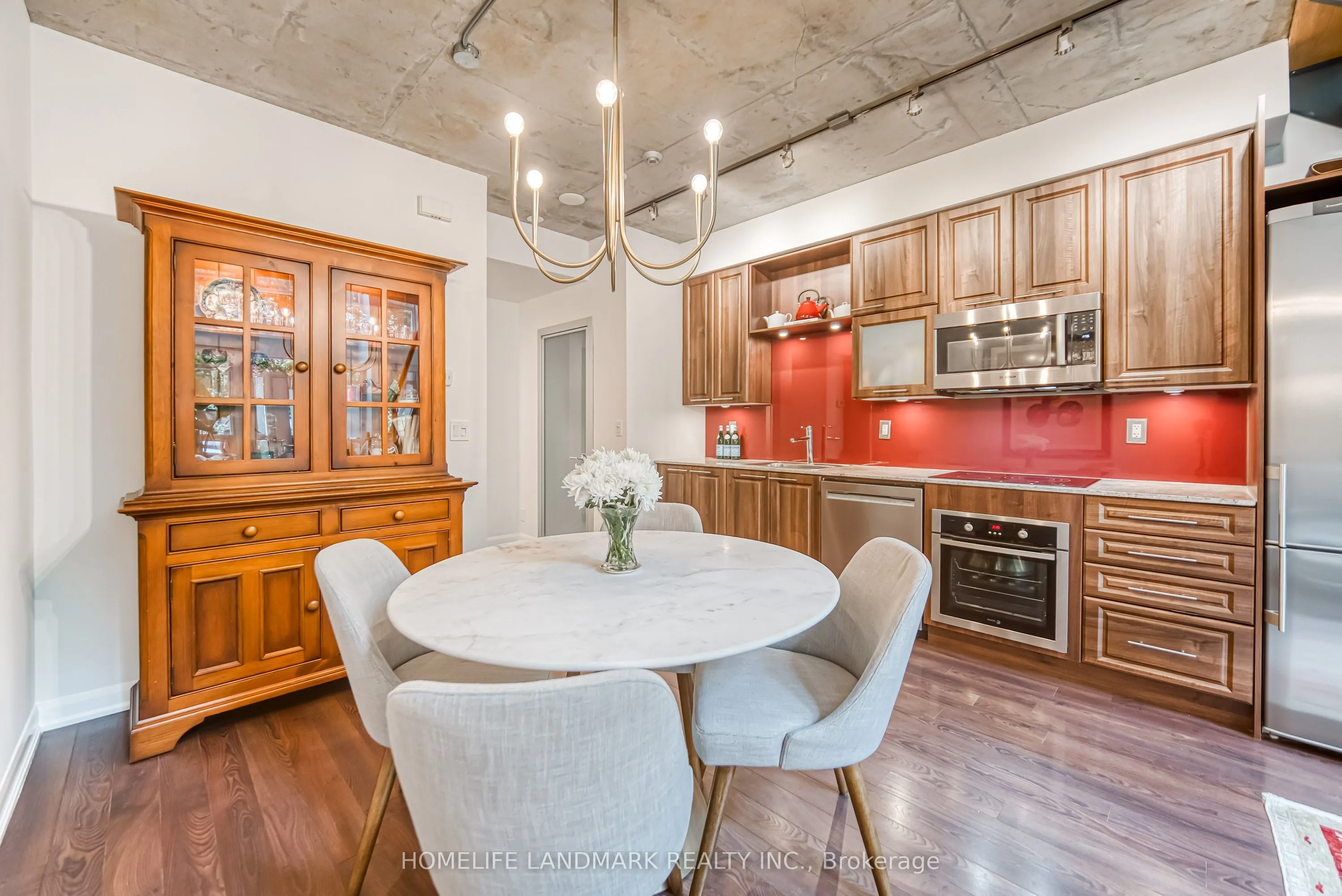 150 Homewood Avenue #L101