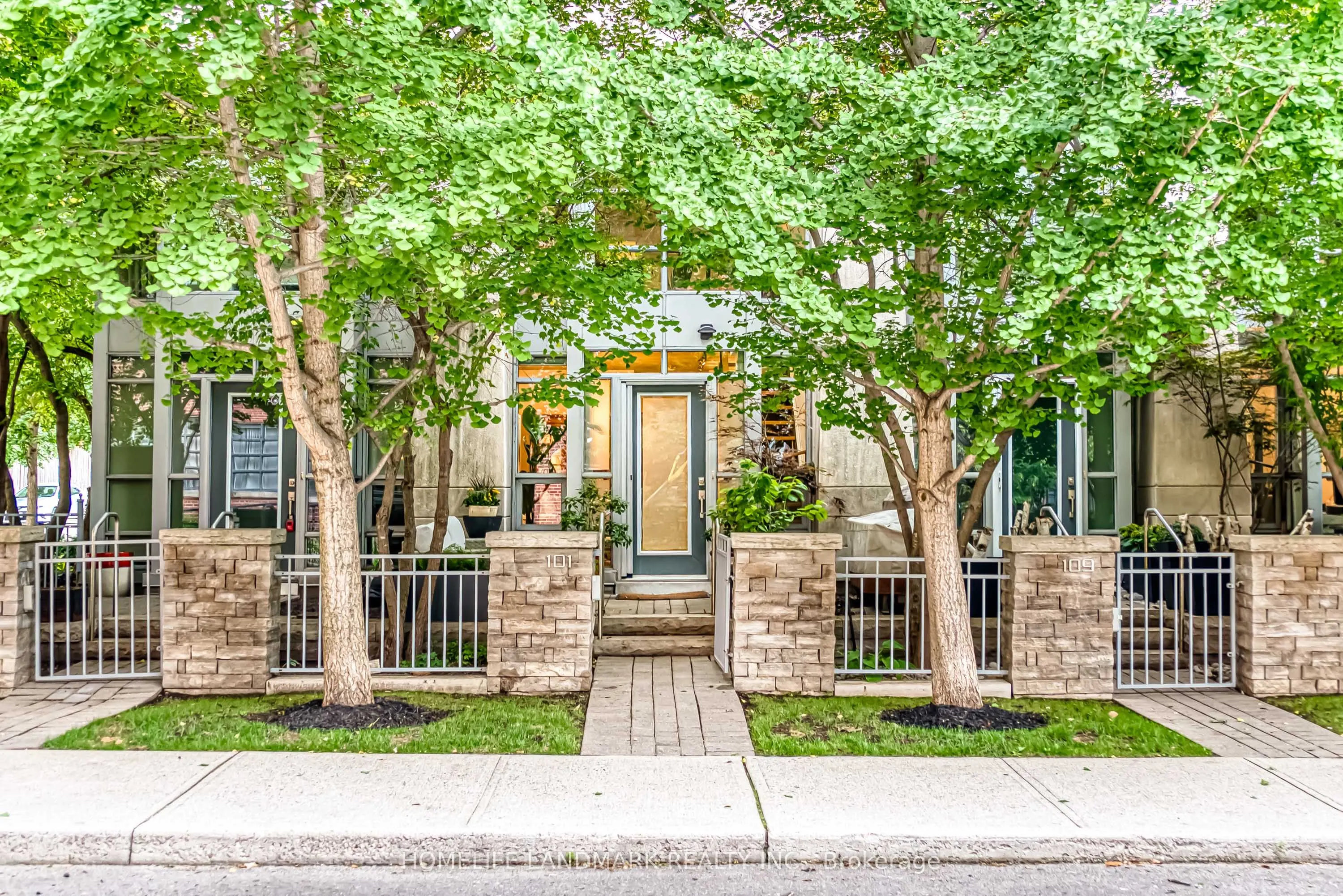 150 Homewood Avenue #L101