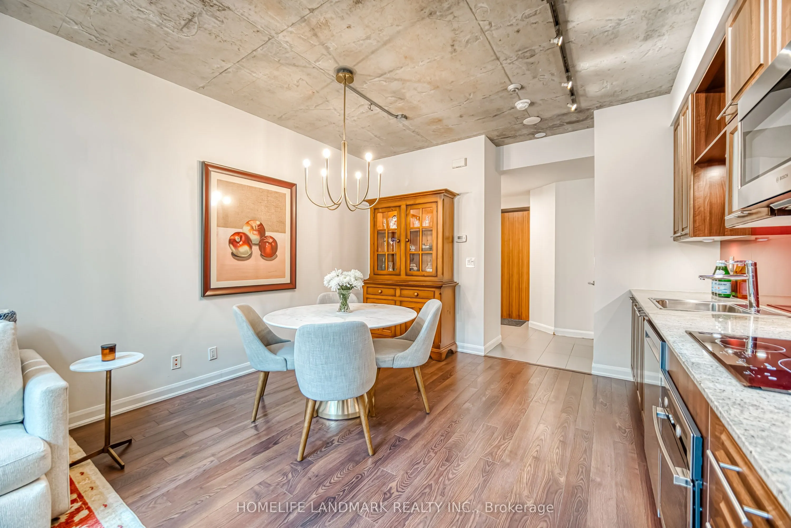 150 Homewood Avenue #L101