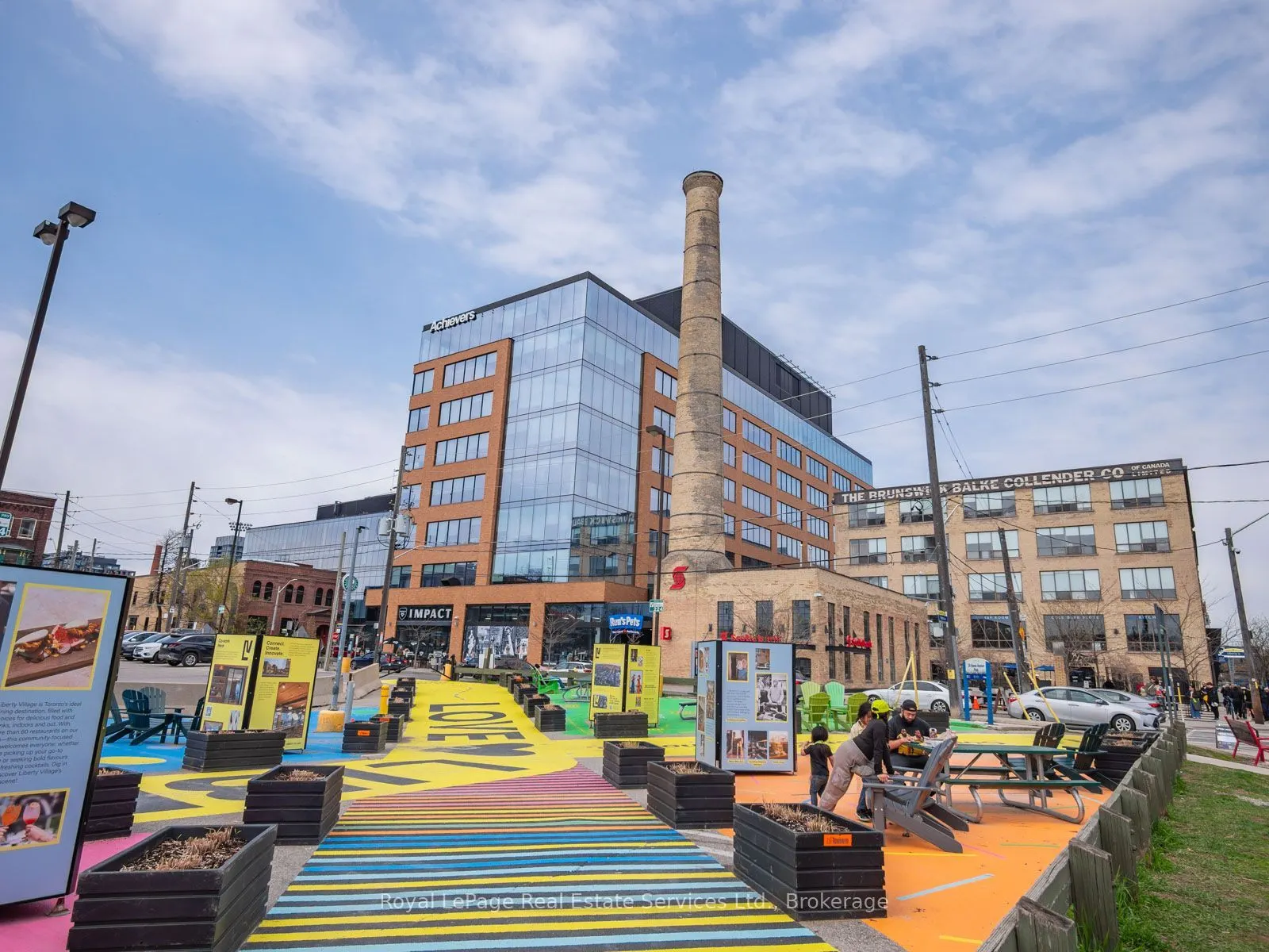 5 Hanna Avenue #729