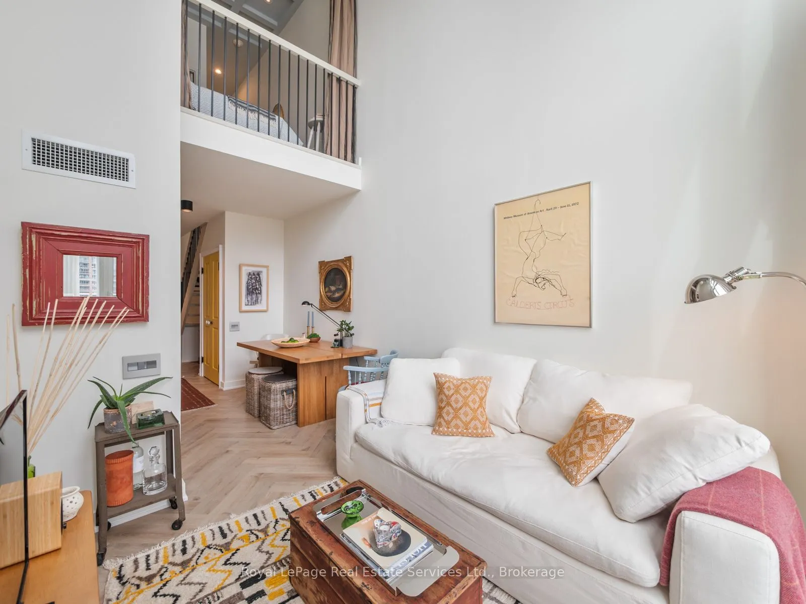 5 Hanna Avenue #729