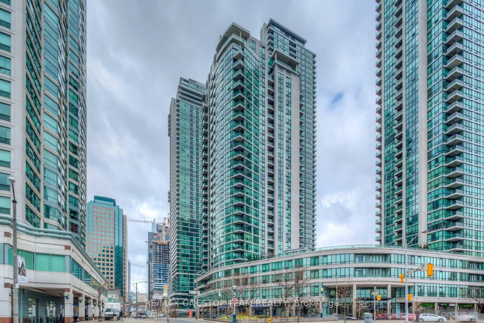 12 Yonge Street #2211