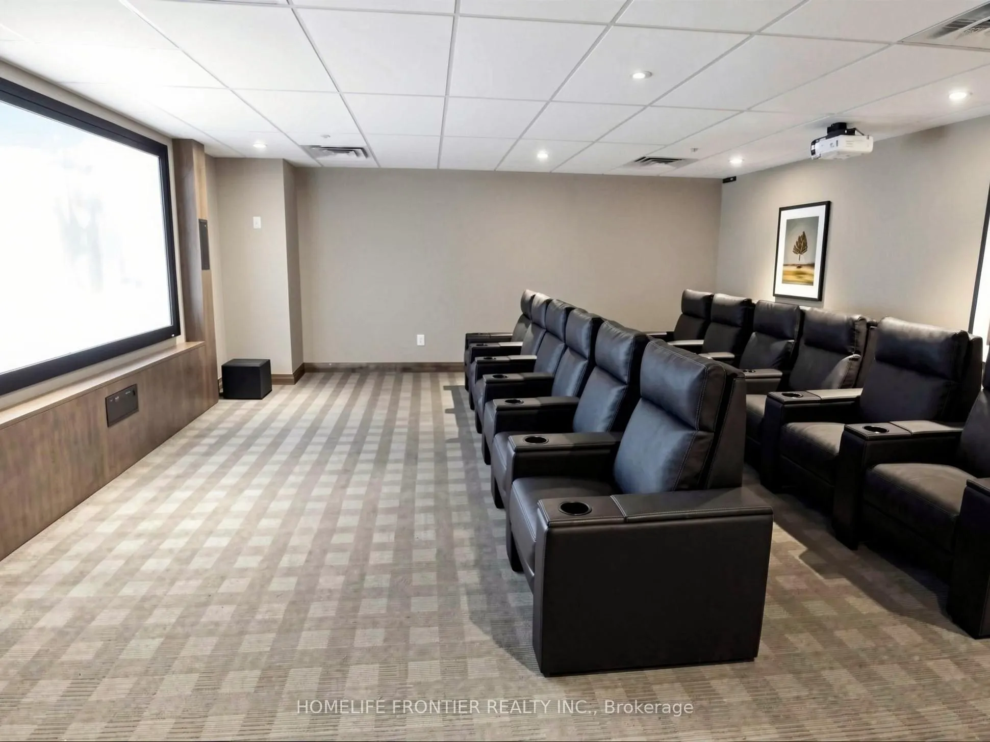 33 Bay Street #707