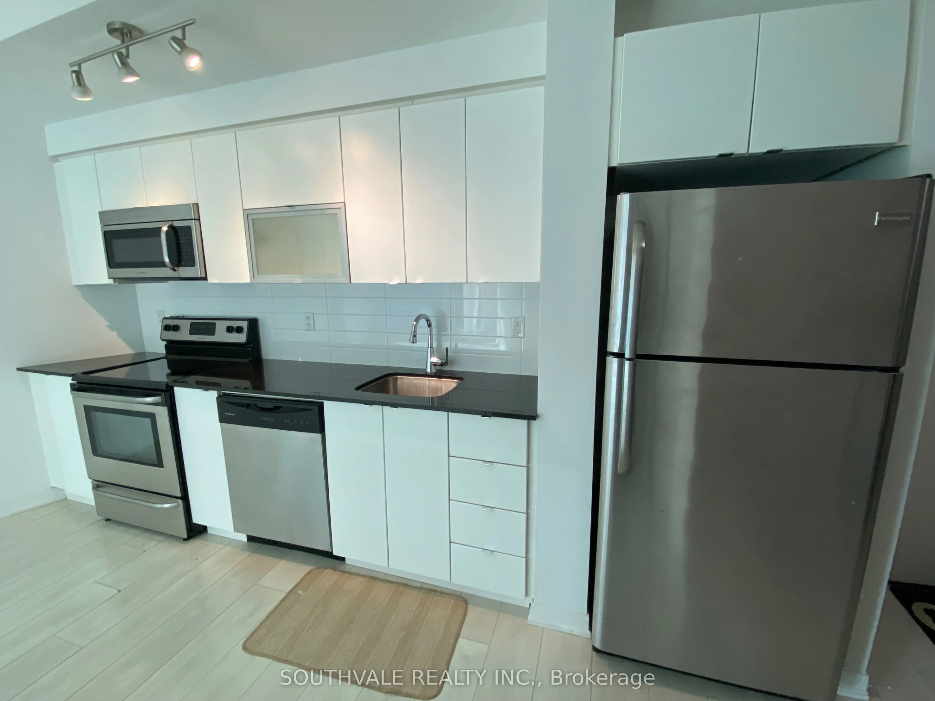 150 East Liberty Street #1014