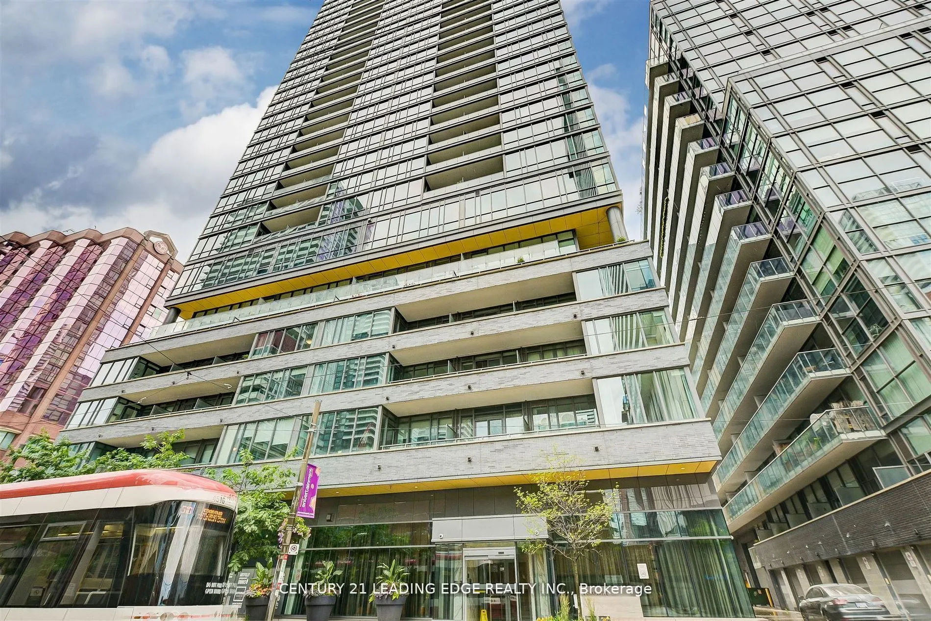 8 Charlotte Street #405