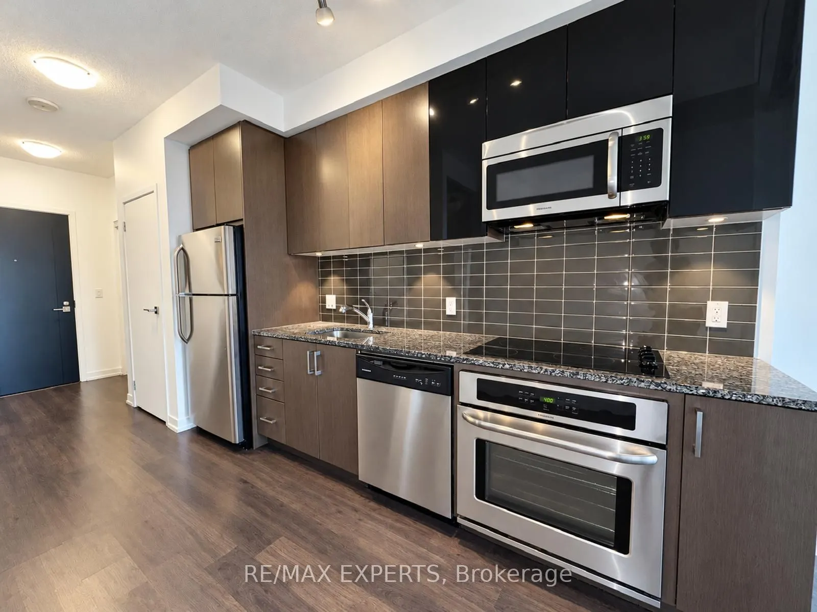 98 Lillian Street #721