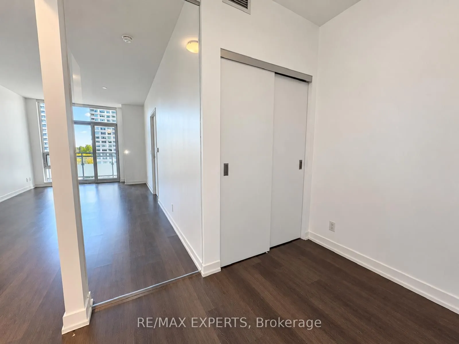 98 Lillian Street #721