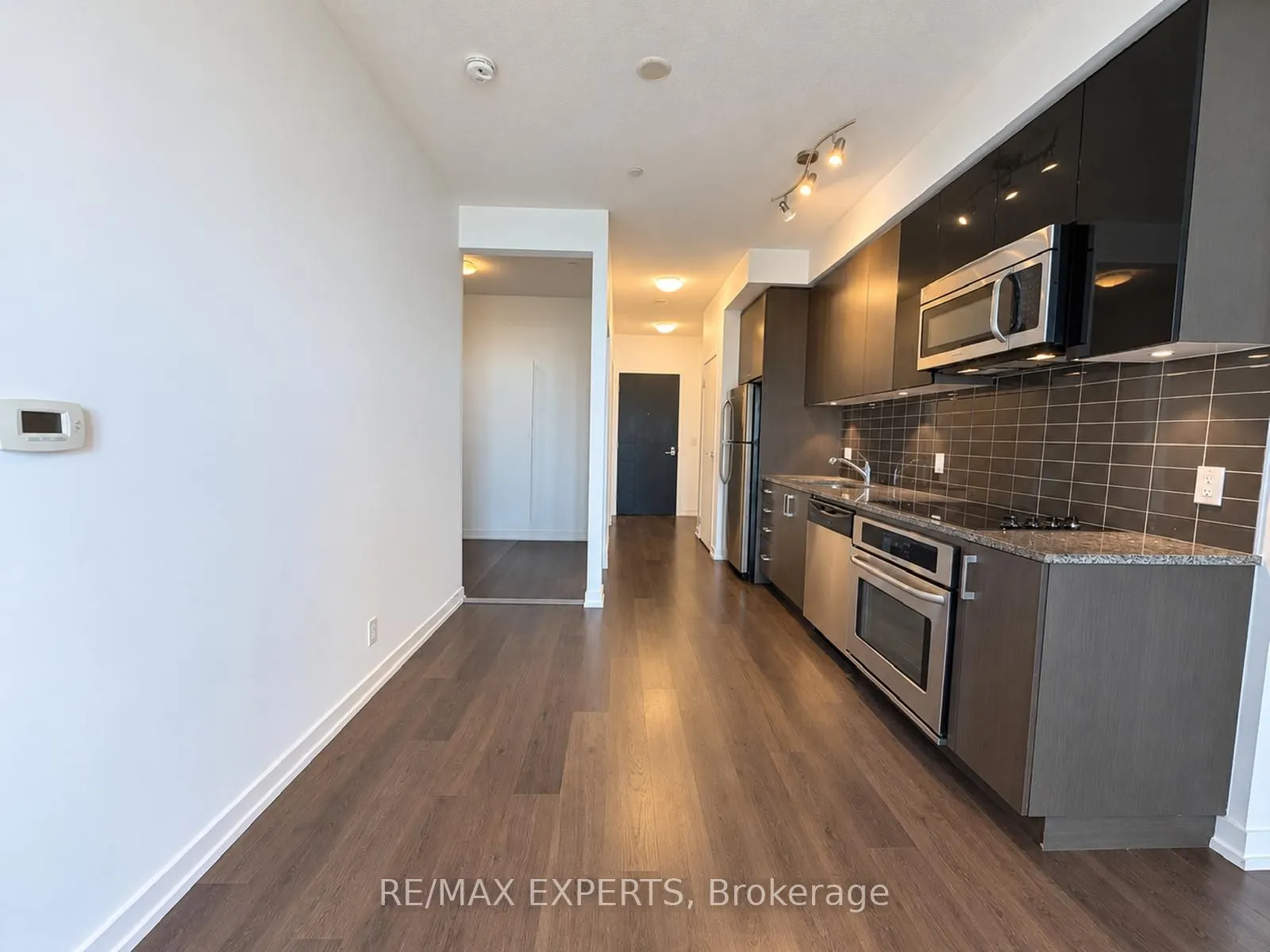 98 Lillian Street #721