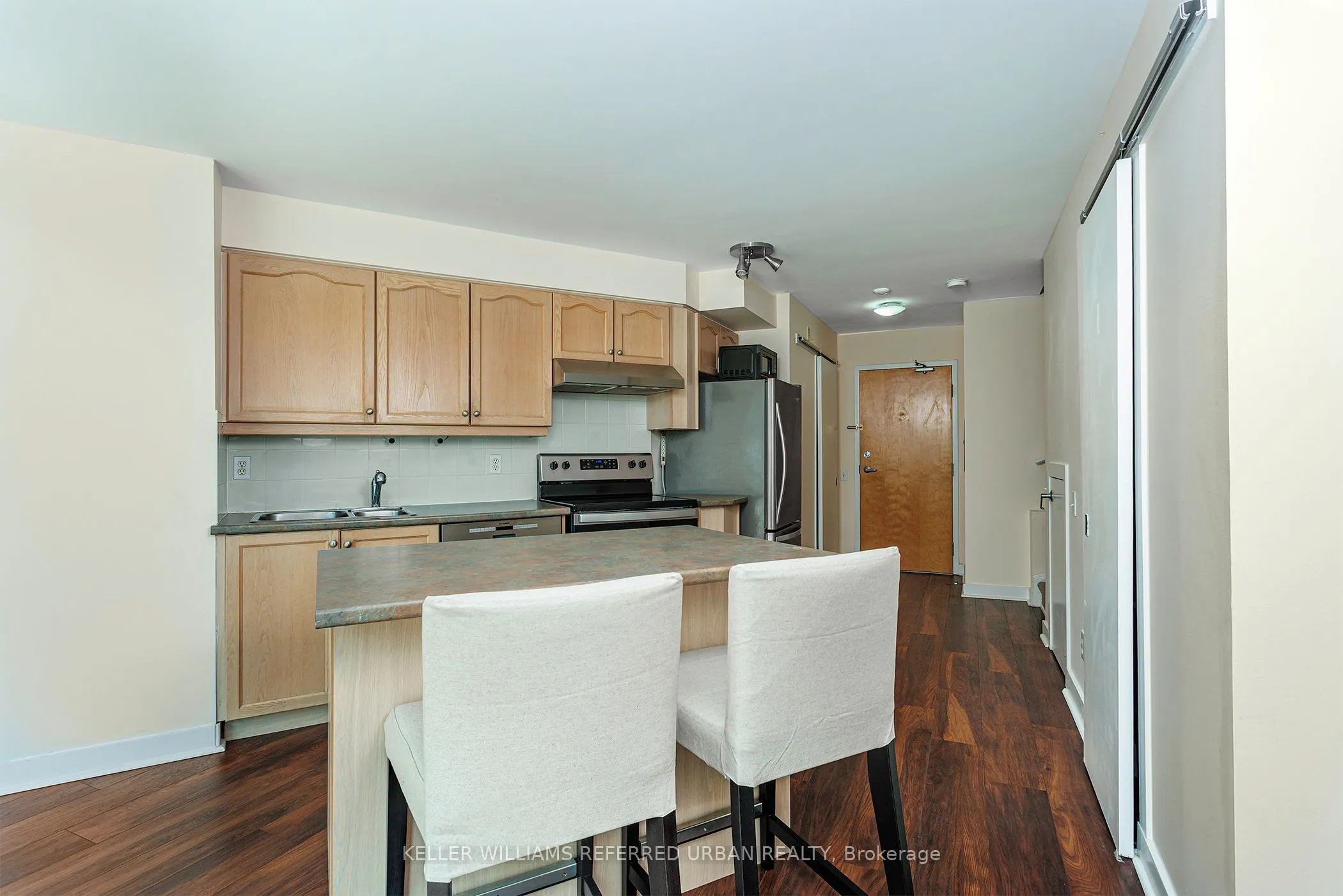 77 Lombard Street #514